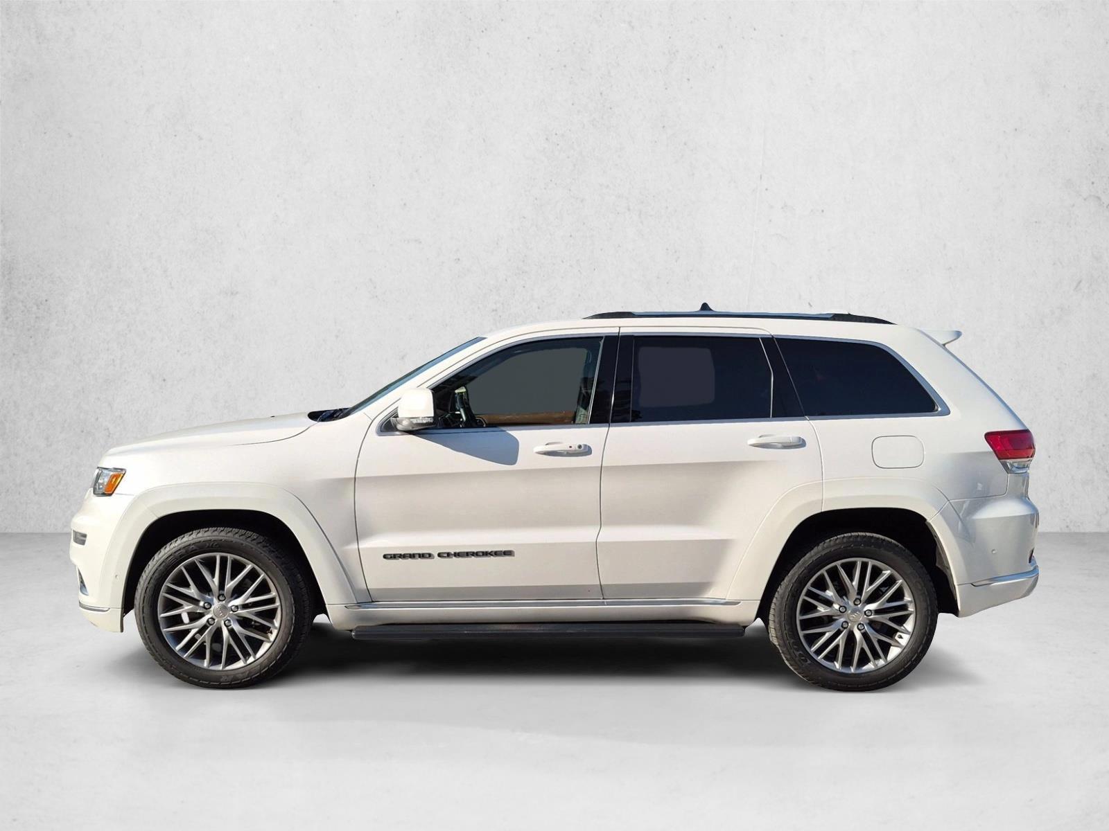 Thumbnail: 2017 Jeep Grand Cherokee - 2