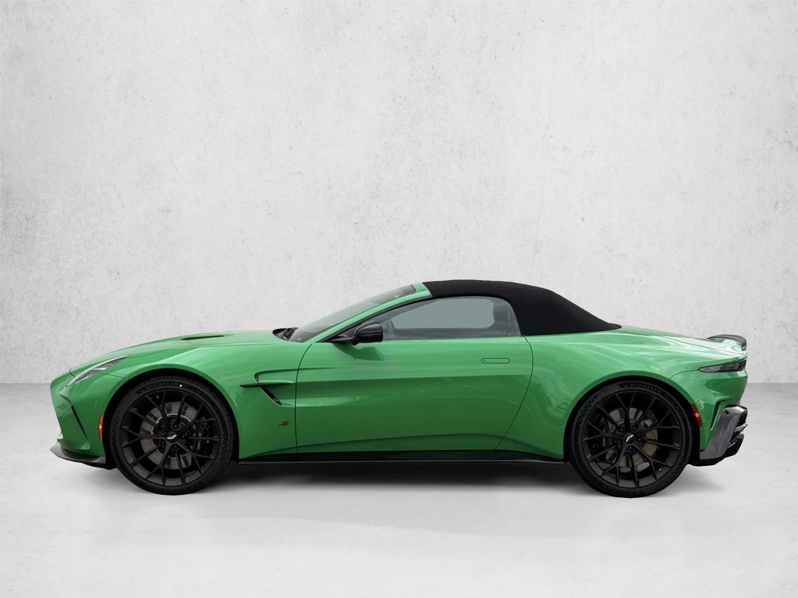 Thumbnail: 2026 Aston Martin Vantage - 4