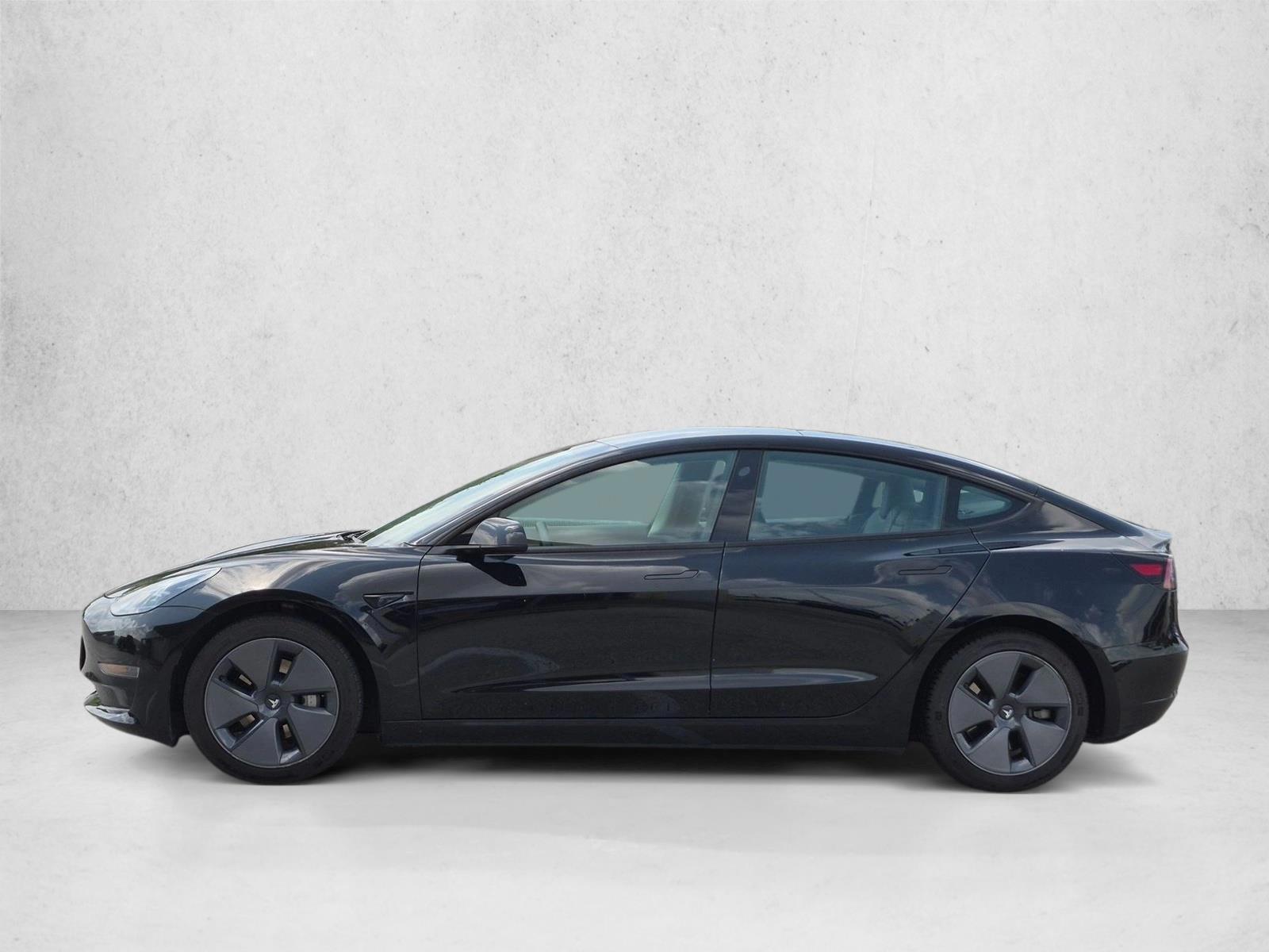 Thumbnail: 2023 Tesla Model 3 - 2