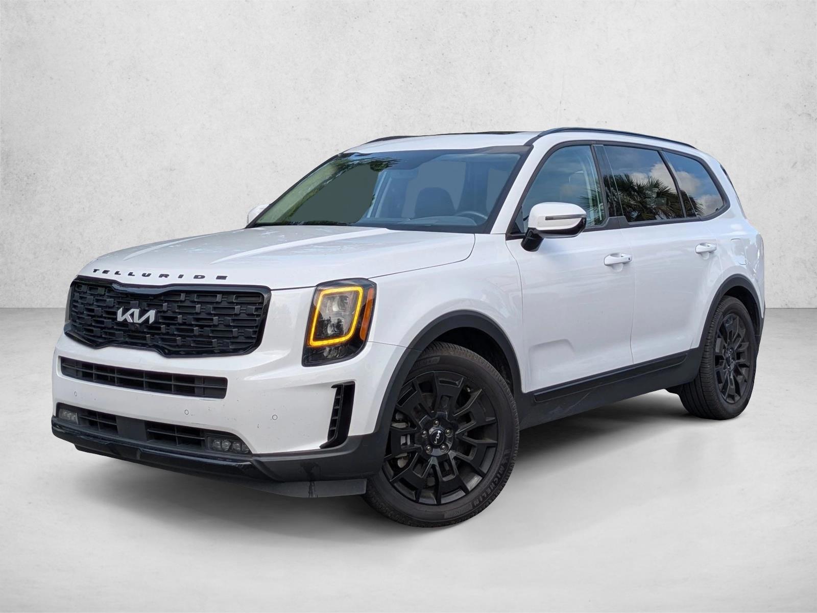 Thumbnail: 2022 Kia Telluride - 1