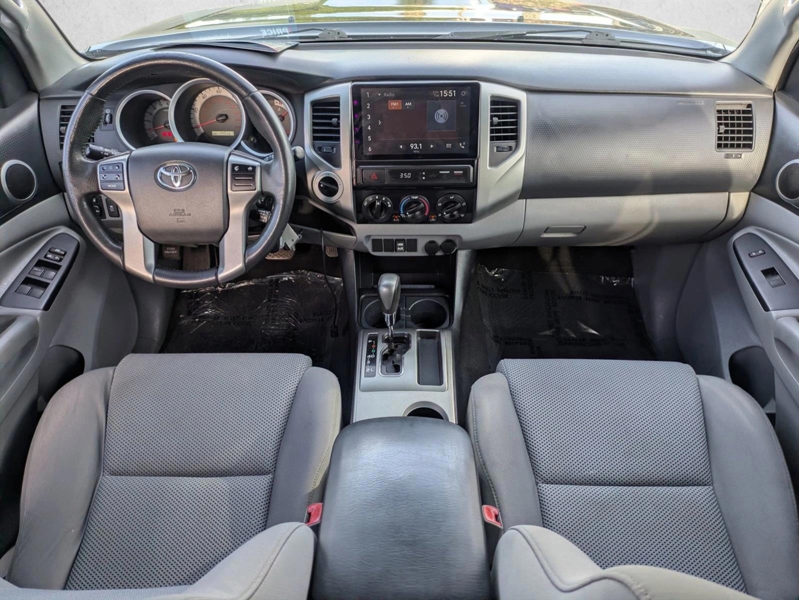 Thumbnail: 2013 Toyota Tacoma - 3