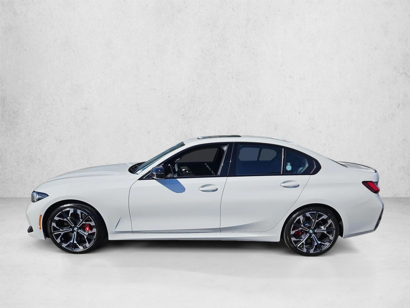 Thumbnail: 2026 BMW 3 Series - 2