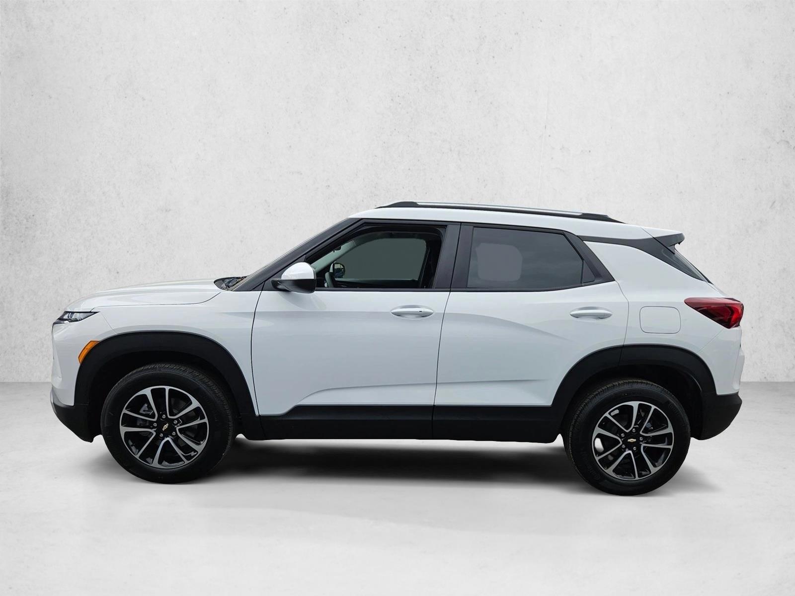 Thumbnail: 2026 Chevrolet TrailBlazer - 2