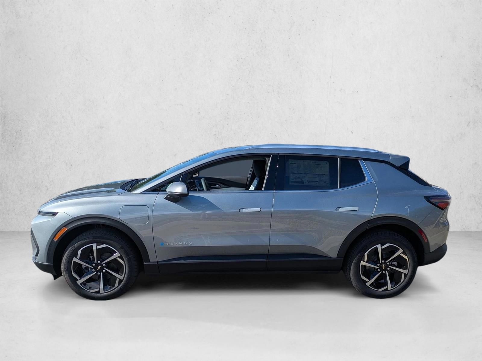 Thumbnail: 2026 Chevrolet Equinox - 2