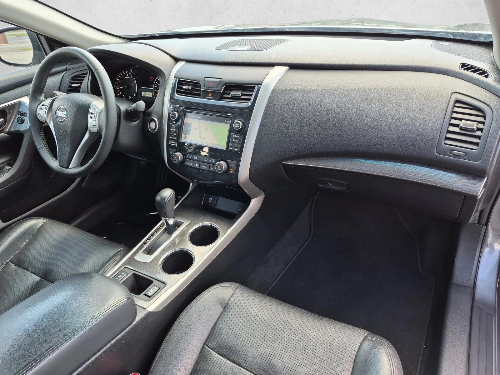 2015 Nissan Altima SL - Photo 21