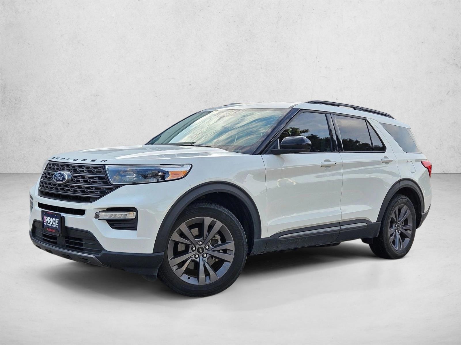2023 Ford Explorer XLT RWD's photo