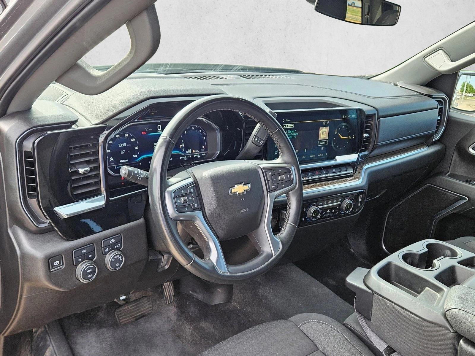 Thumbnail: 2025 Chevrolet Silverado 1500 - 3