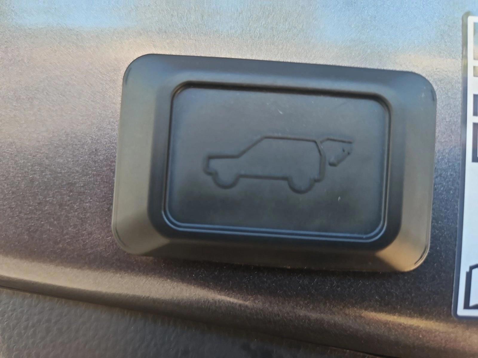 Thumbnail: 2024 Toyota RAV4 - 4