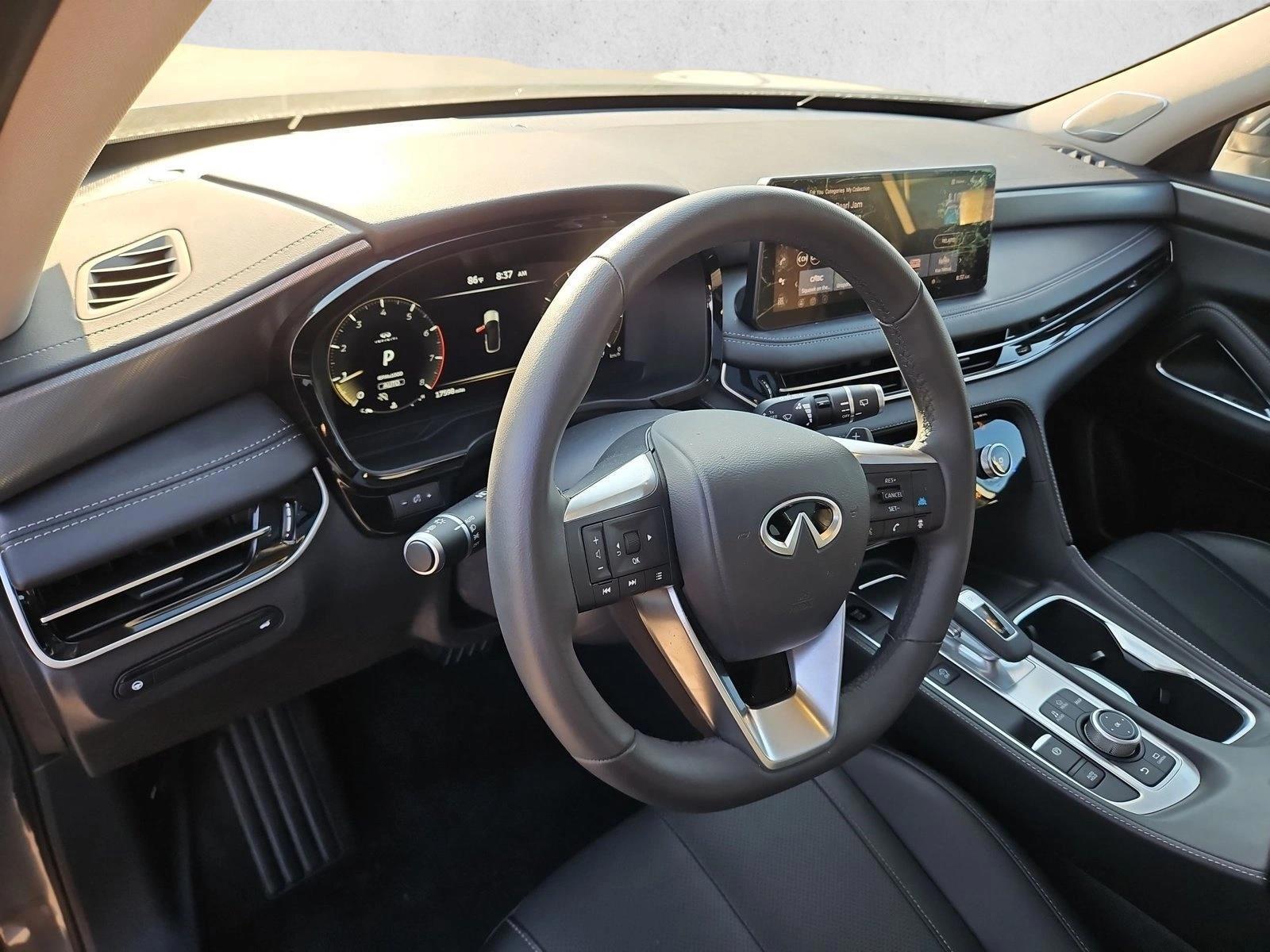 Thumbnail: 2026 INFINITI QX60 - 3