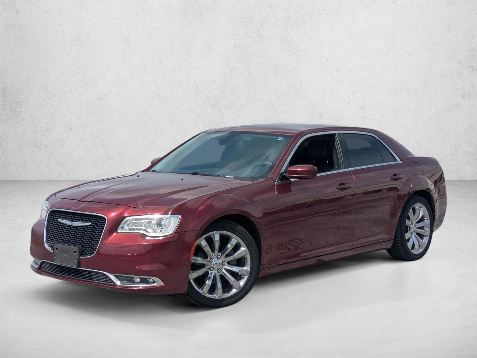 Thumbnail: 2017 Chrysler 300 - 1