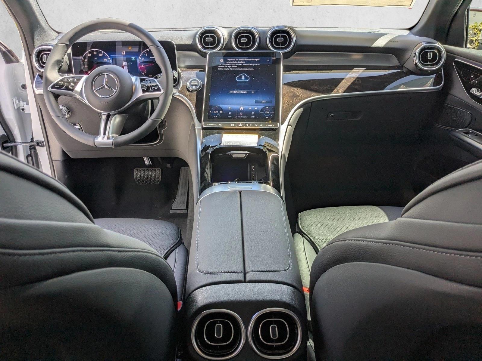 Thumbnail: 2026 Mercedes-Benz GLC - 3