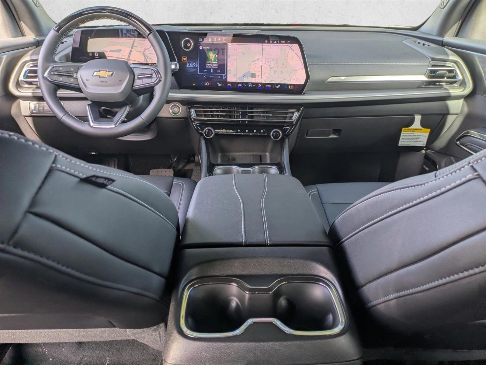 Thumbnail: 2026 Chevrolet Traverse - 3