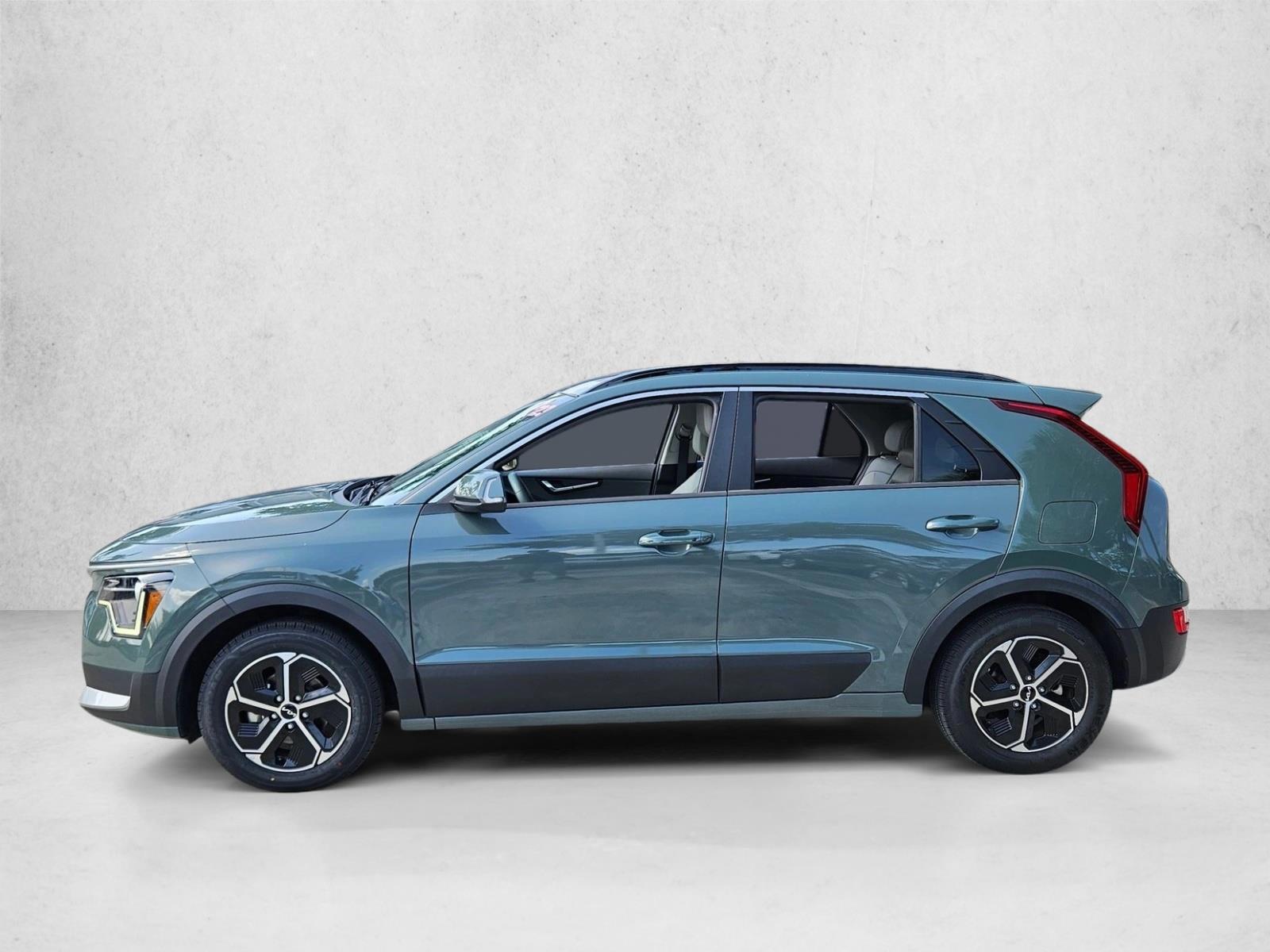 Thumbnail: 2023 Kia Niro - 2