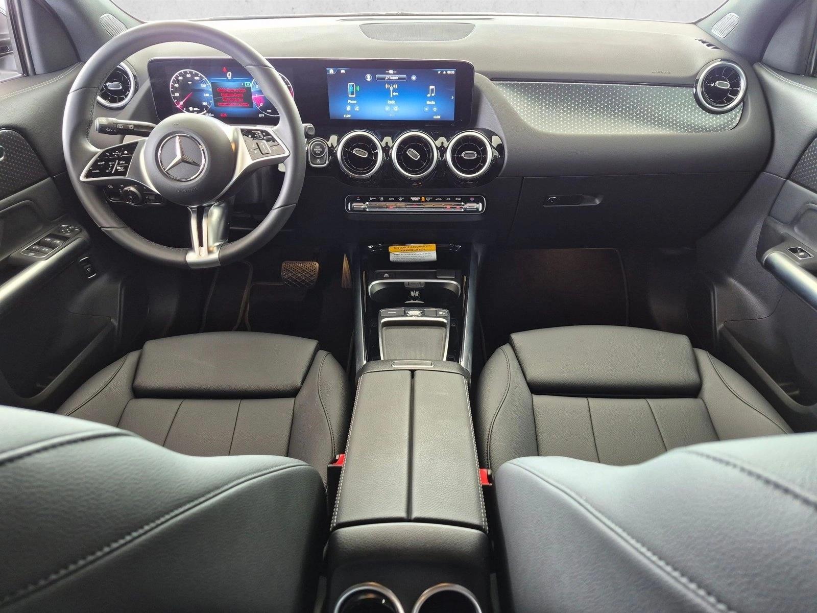 Thumbnail: 2026 Mercedes-Benz GLA - 3