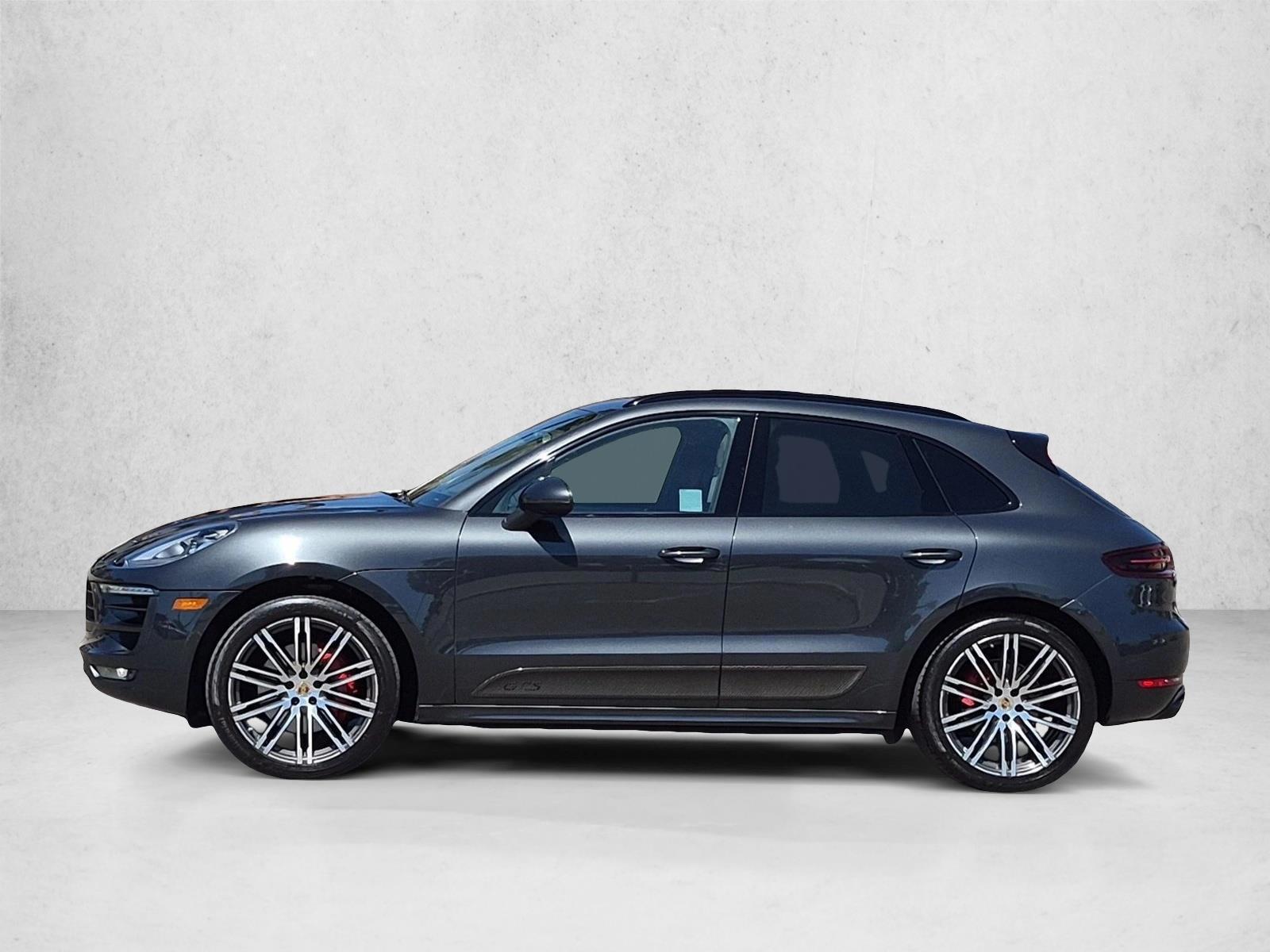 Thumbnail: 2017 Porsche Macan - 2