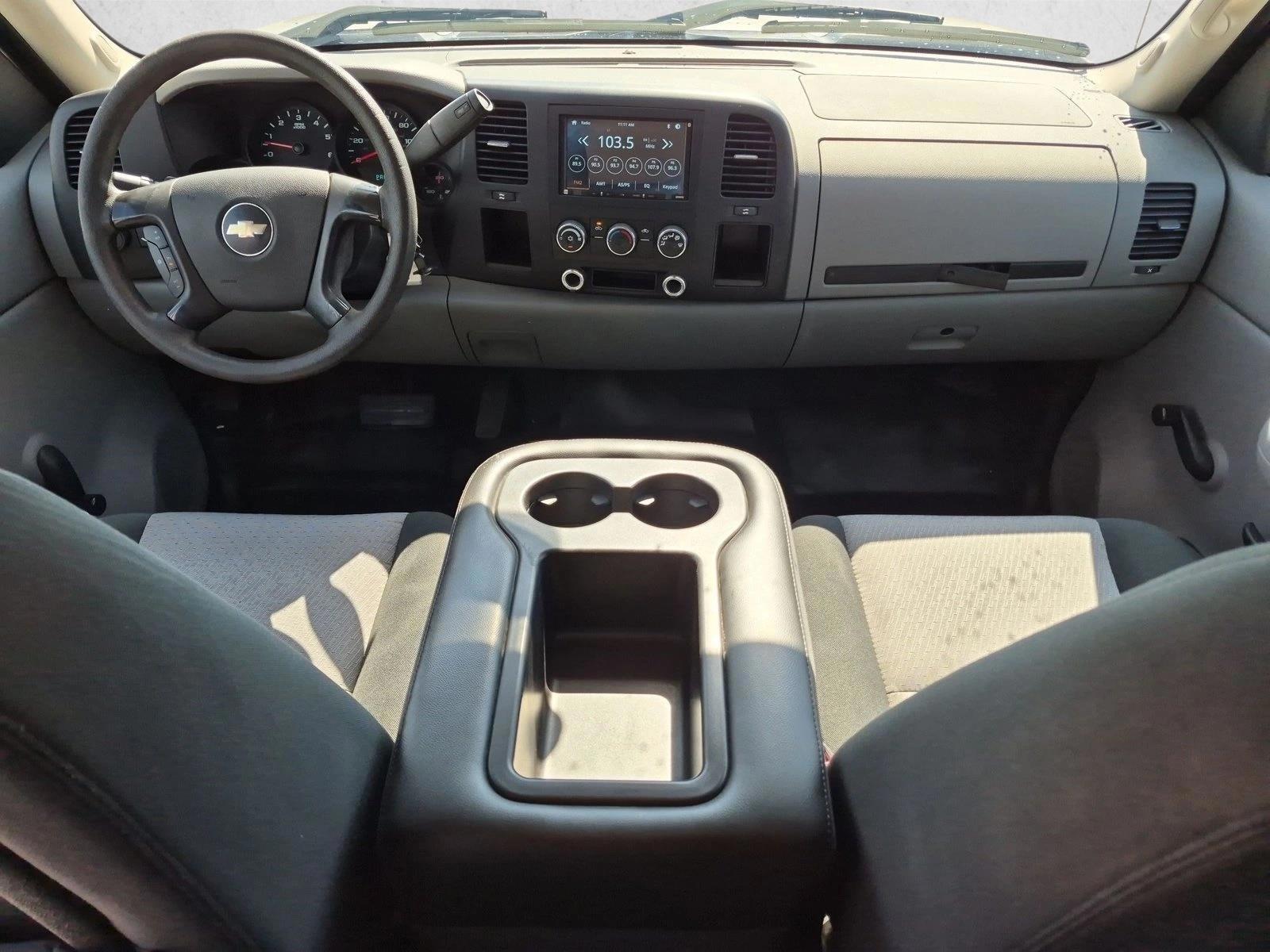 Thumbnail: 2008 Chevrolet Silverado 1500 - 3