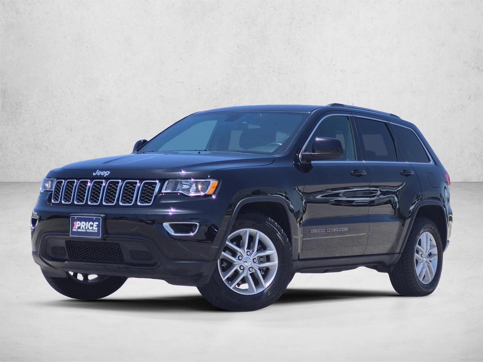 Thumbnail: 2017 Jeep Grand Cherokee - 1
