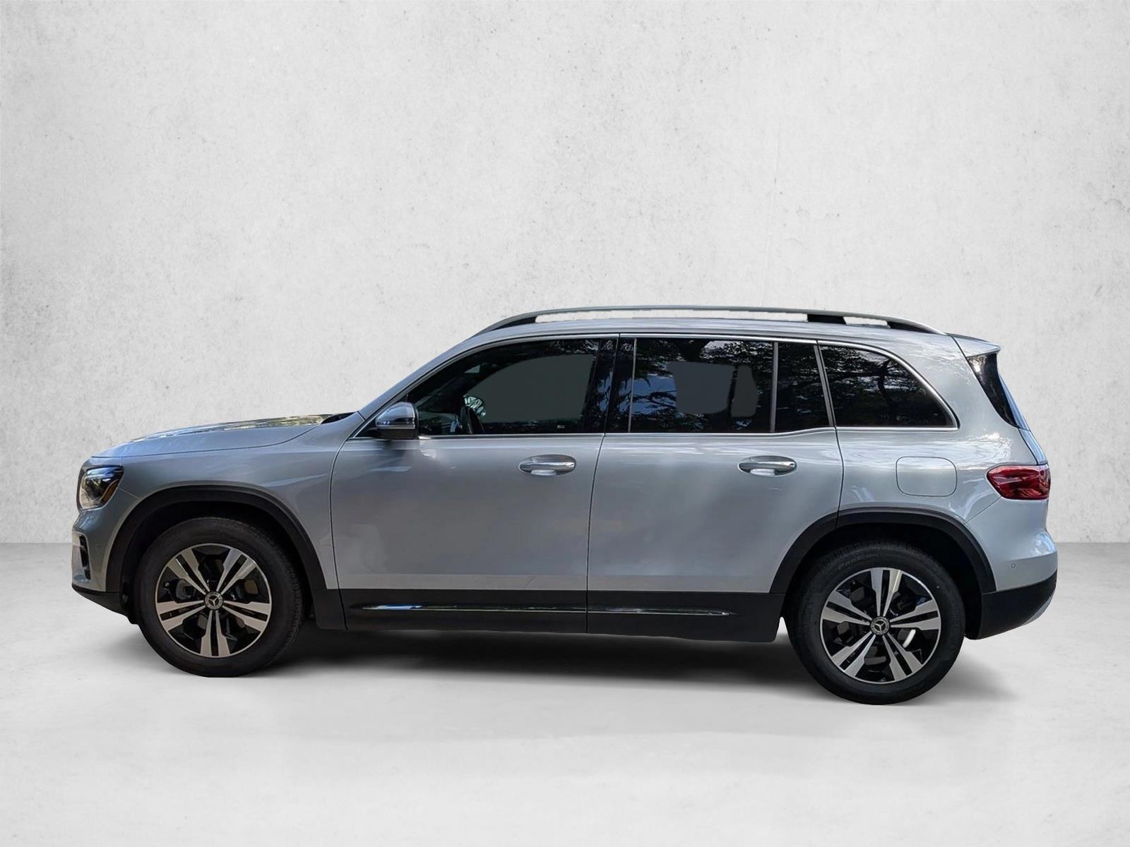 Thumbnail: 2026 Mercedes-Benz GLB - 2