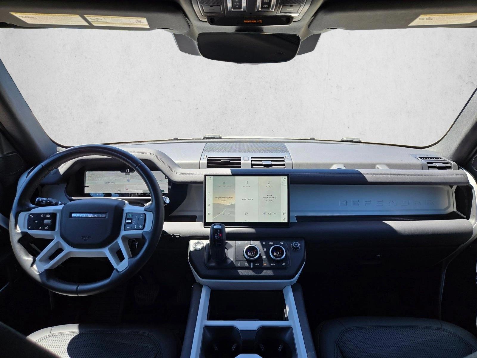 Thumbnail: 2025 Land Rover Defender - 2