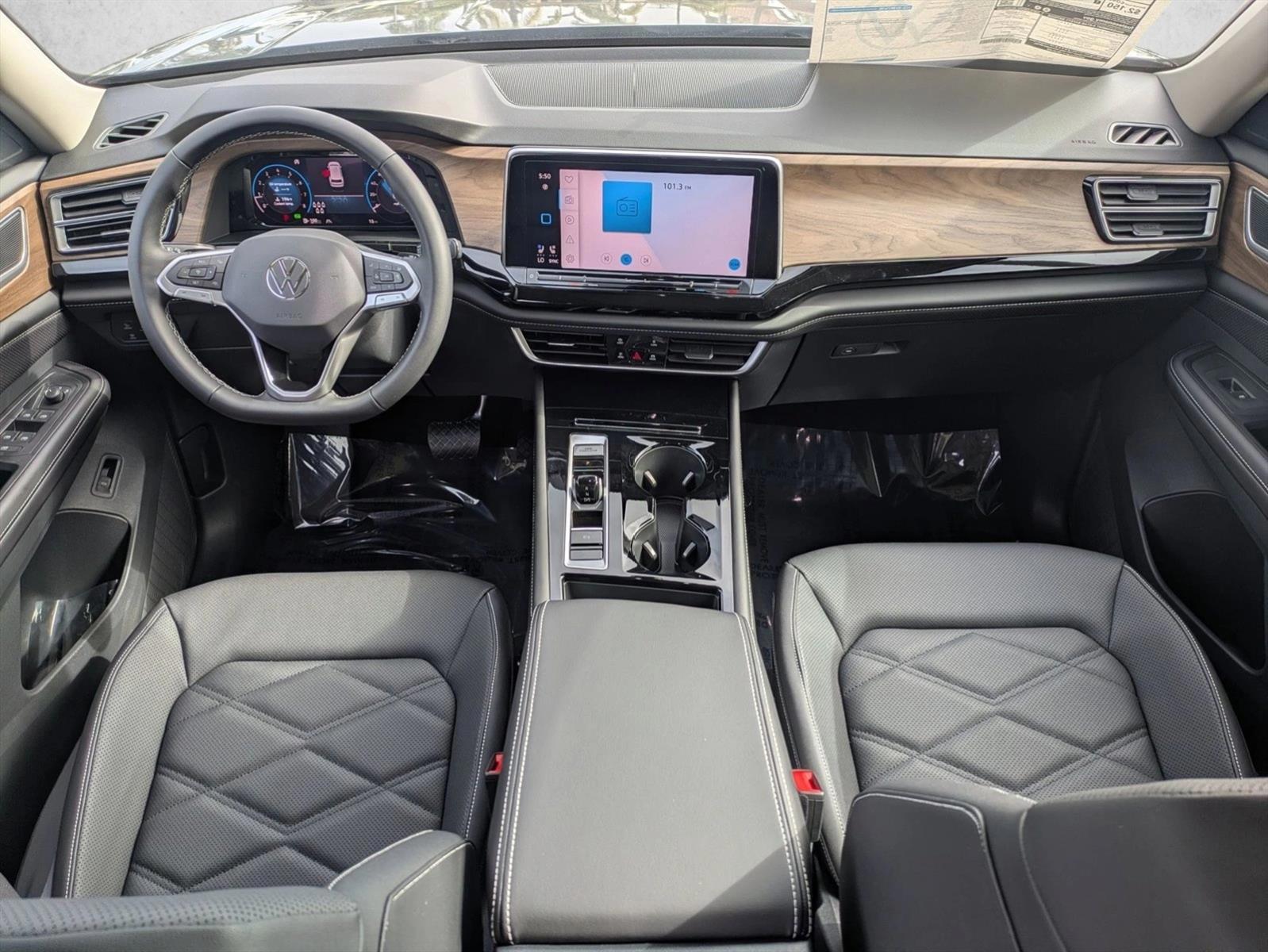 Thumbnail: 2026 Volkswagen Atlas - 3