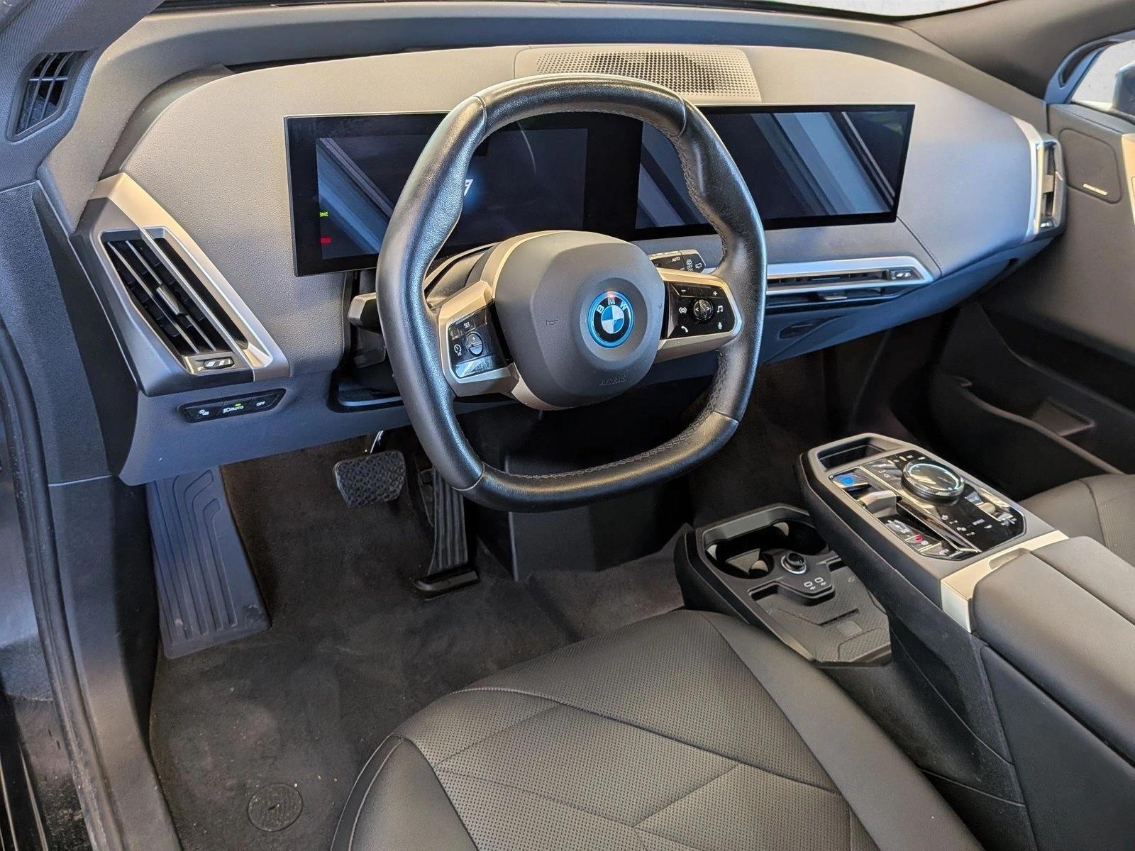 Thumbnail: 2024 BMW iX - 3