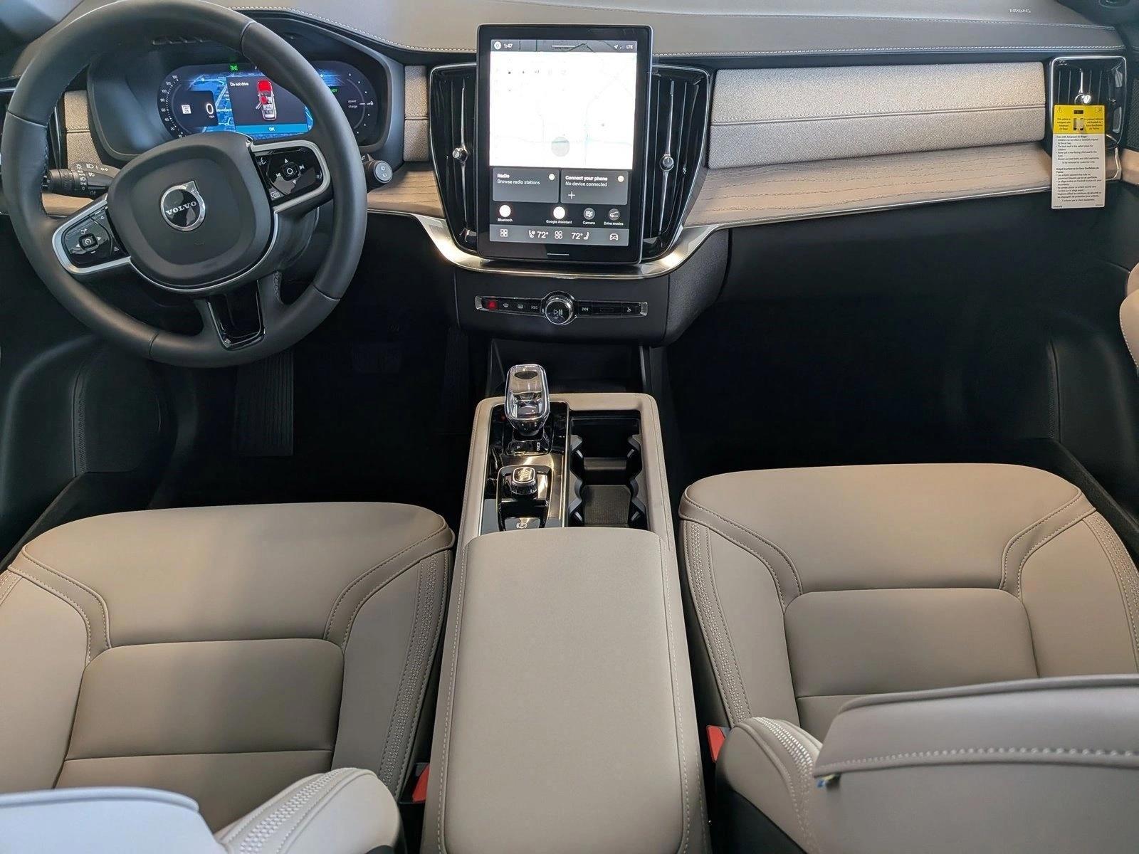Thumbnail: 2026 Volvo XC90 - 4