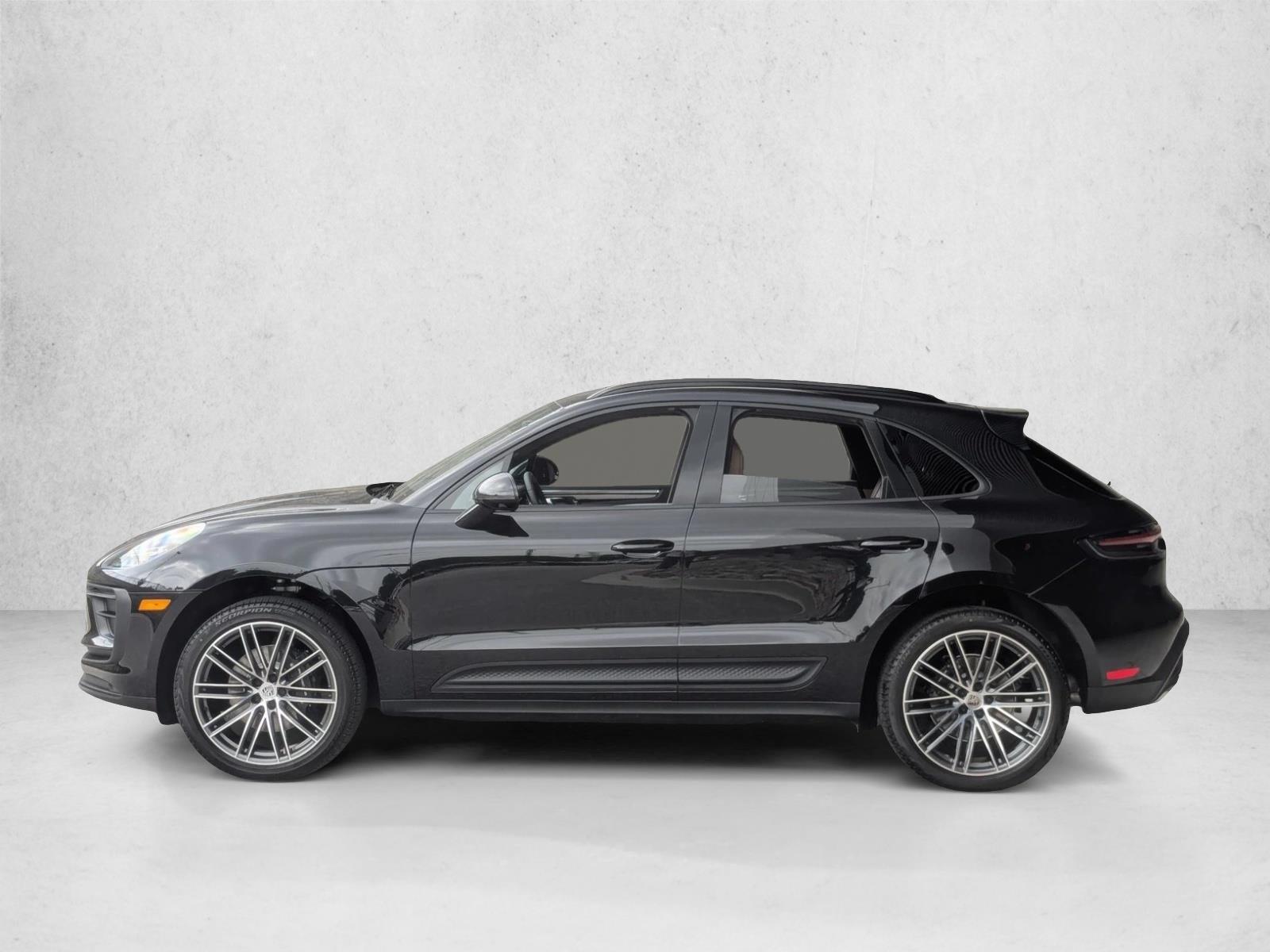 Thumbnail: 2026 Porsche Macan - 2