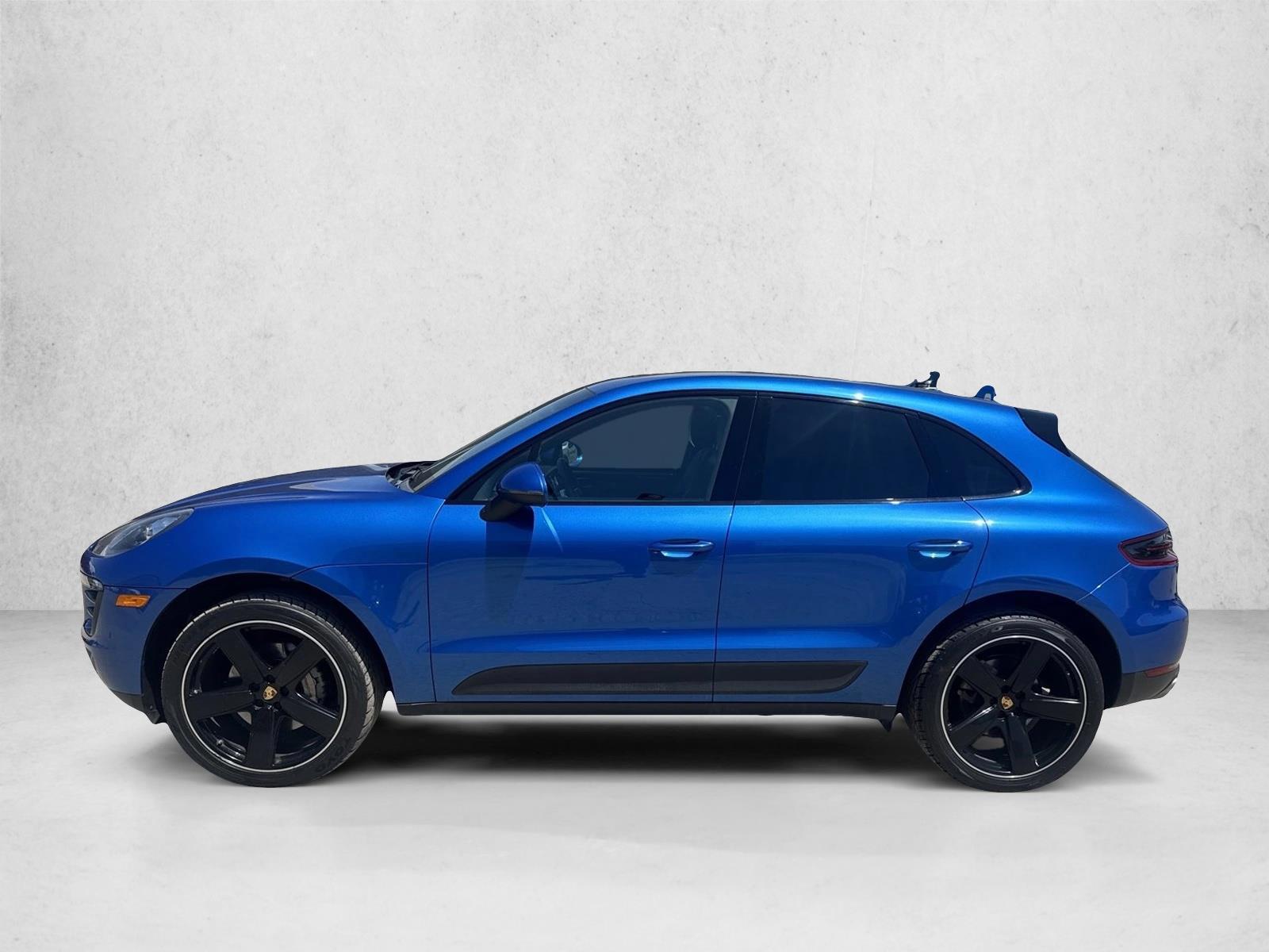 Thumbnail: 2016 Porsche Macan - 2