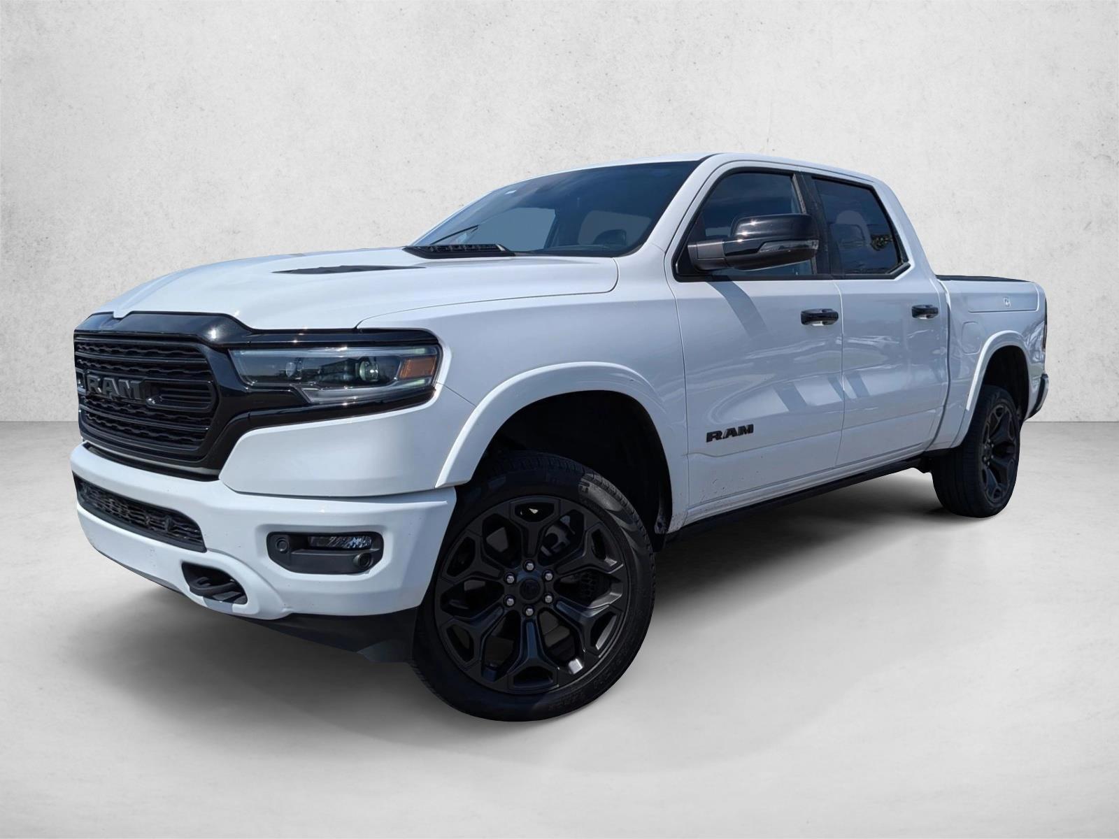 2023 RAM 1500 Limited 4x4 Crew Cab 5'7's photo