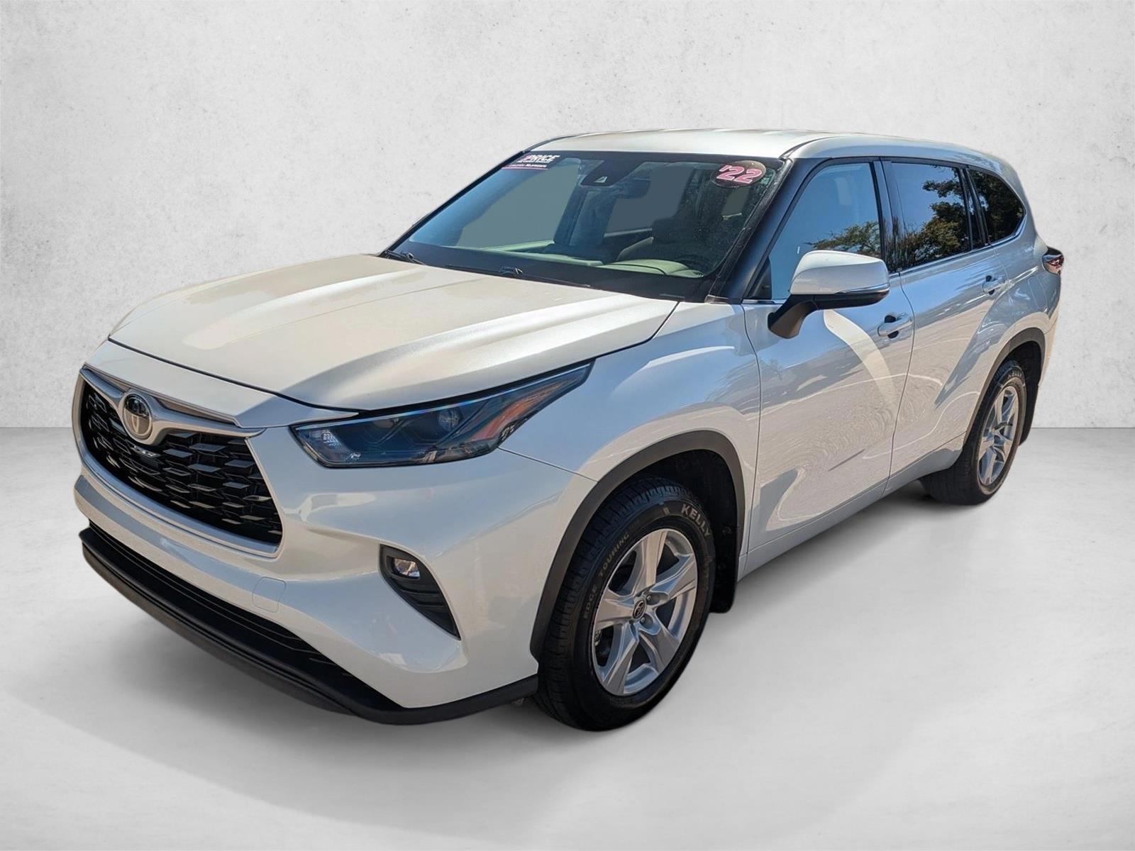 2022 Toyota Highlander LE