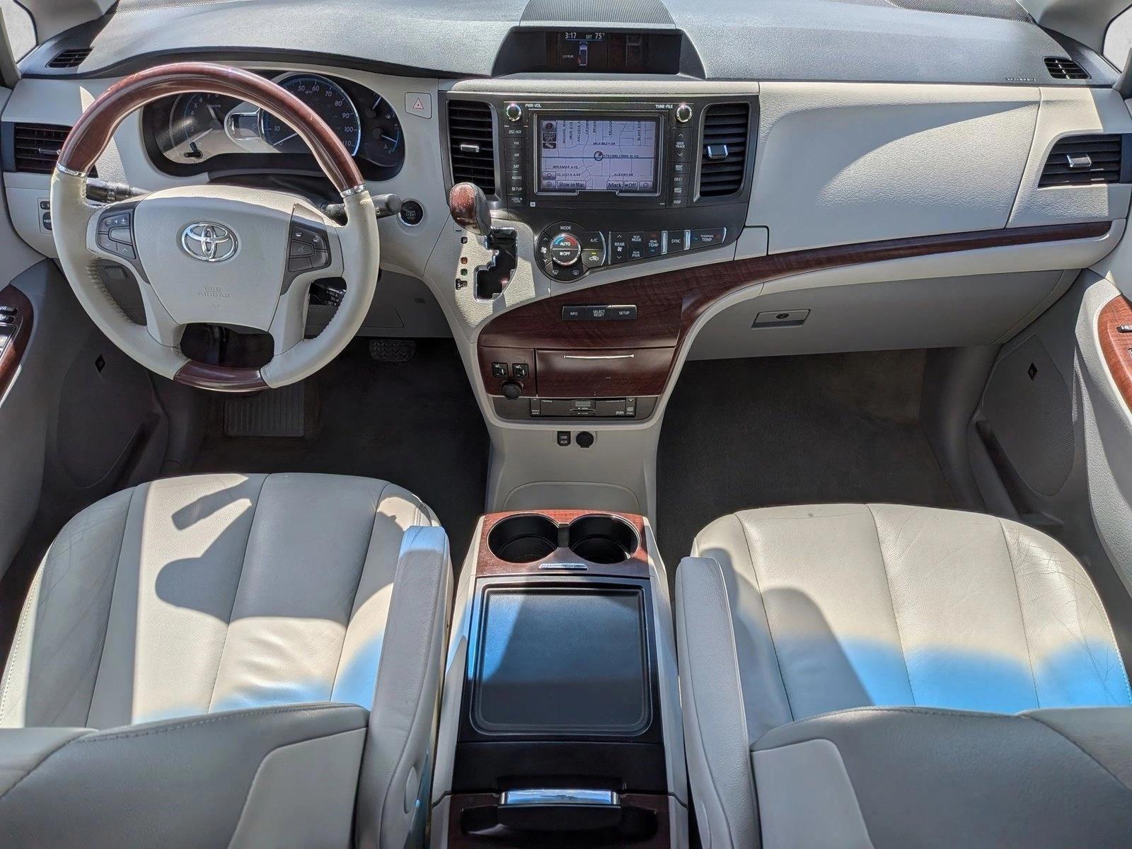 Thumbnail: 2013 Toyota Sienna - 3
