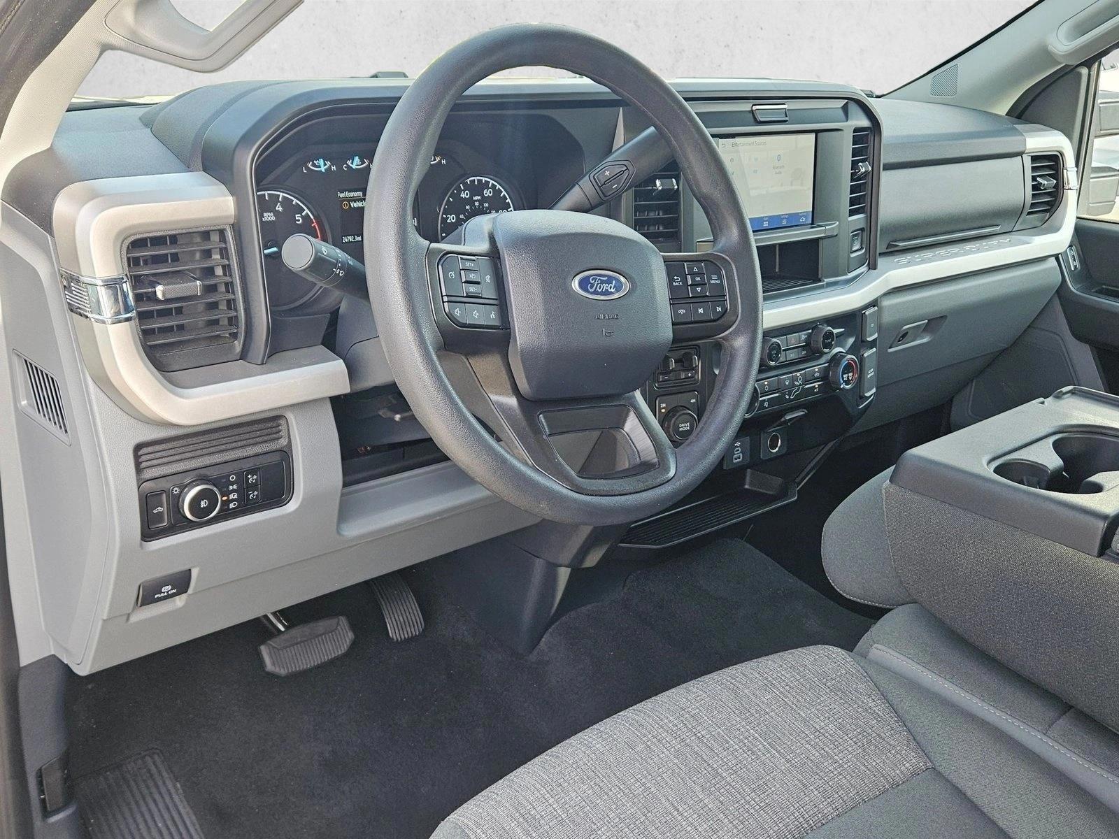 Thumbnail: 2025 Ford Econoline - 3