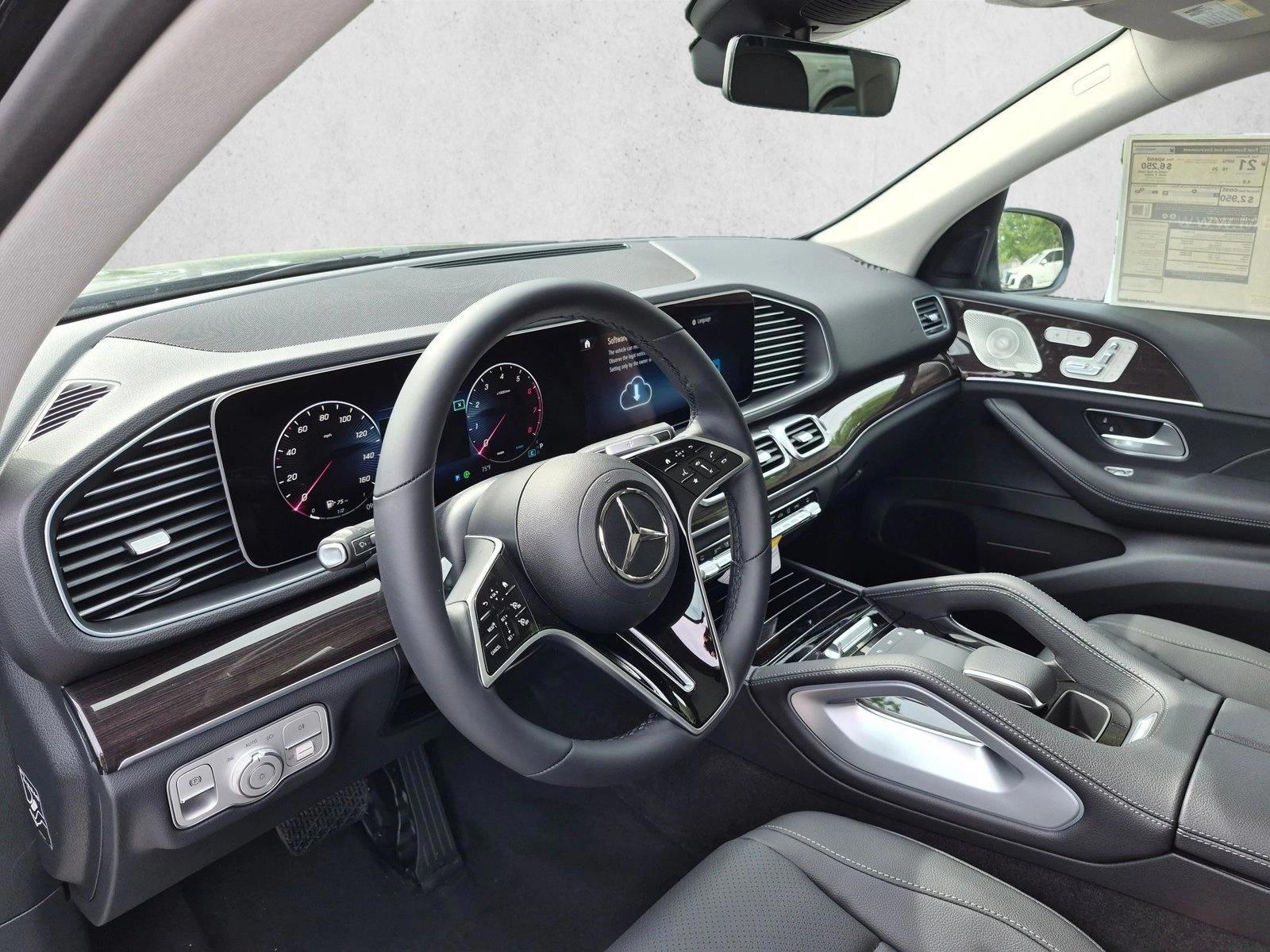 Thumbnail: 2026 Mercedes-Benz GLE - 3