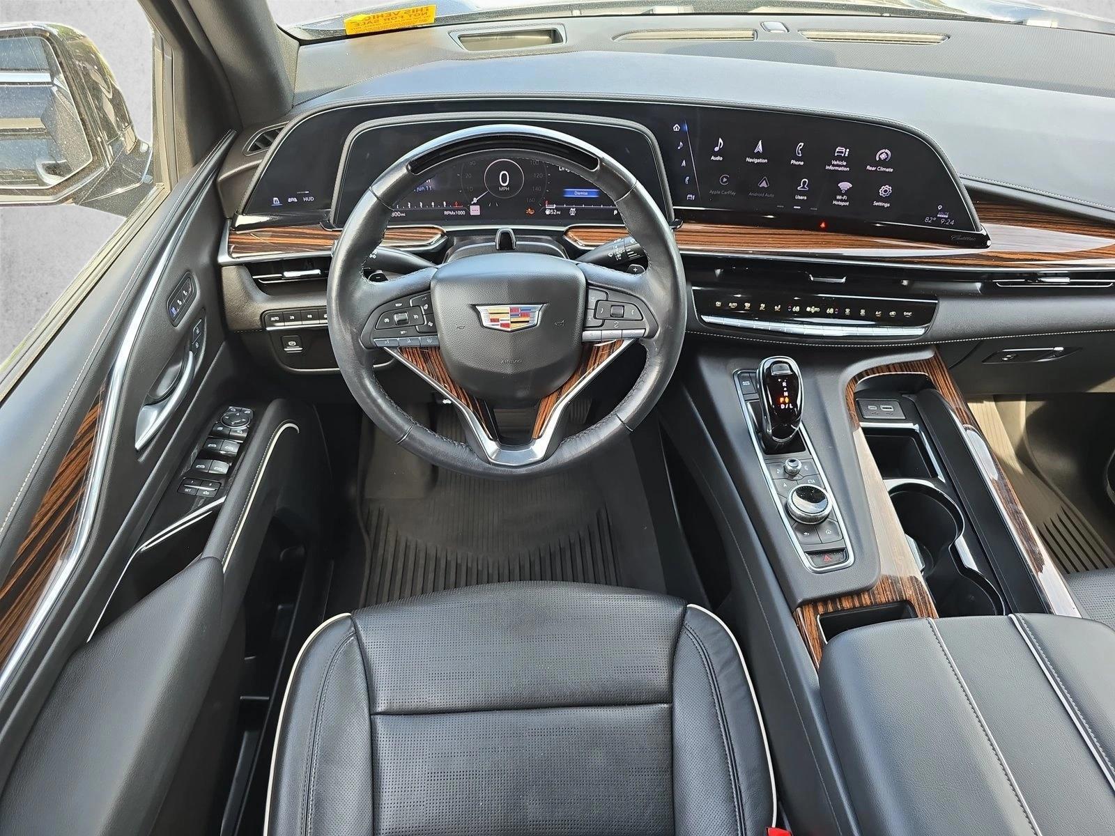 Thumbnail: 2024 Cadillac Escalade - 4