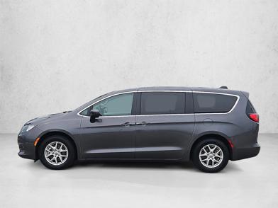 2023 Chrysler Voyager