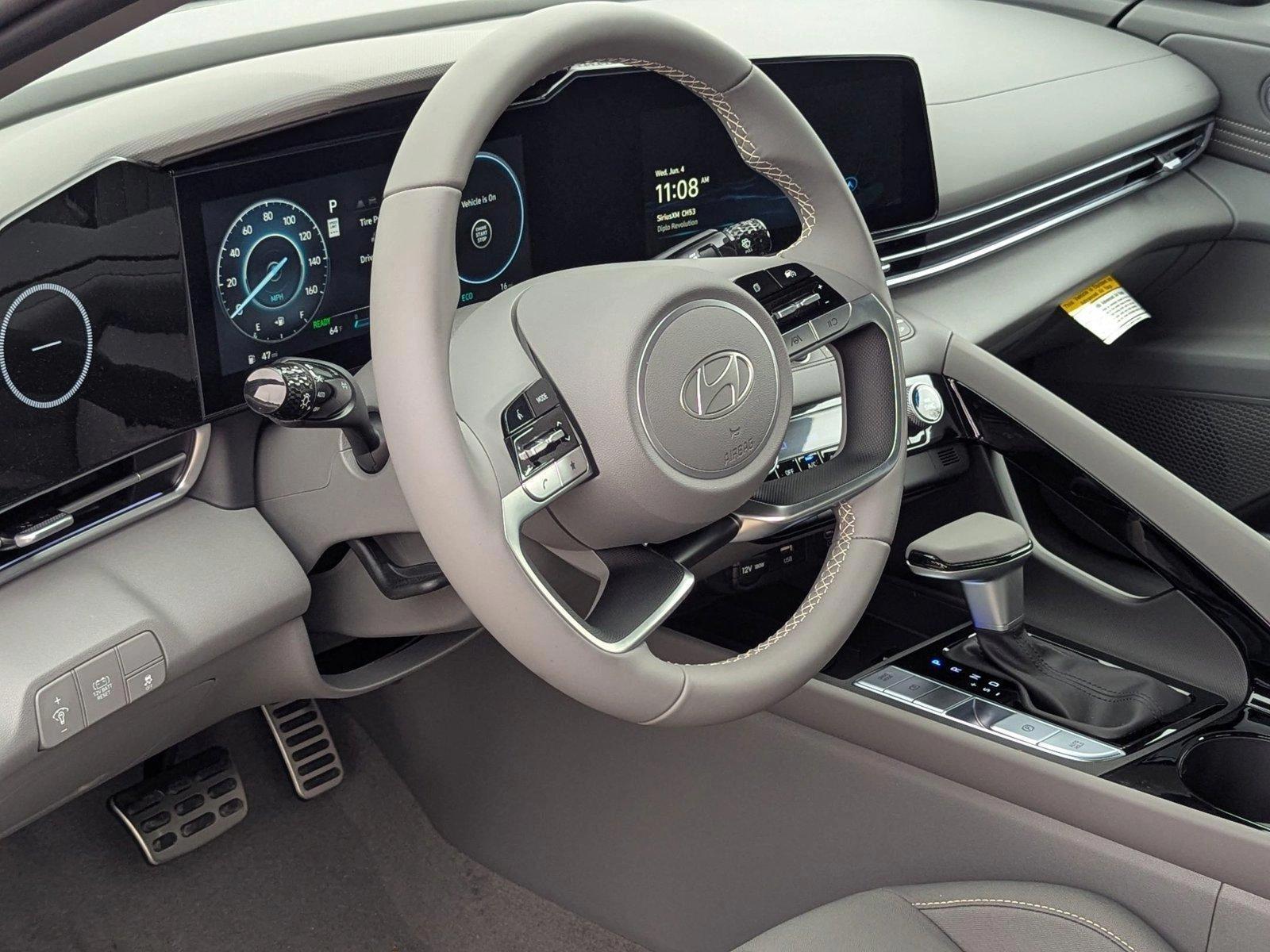 Thumbnail: 2025 Hyundai Elantra - 3