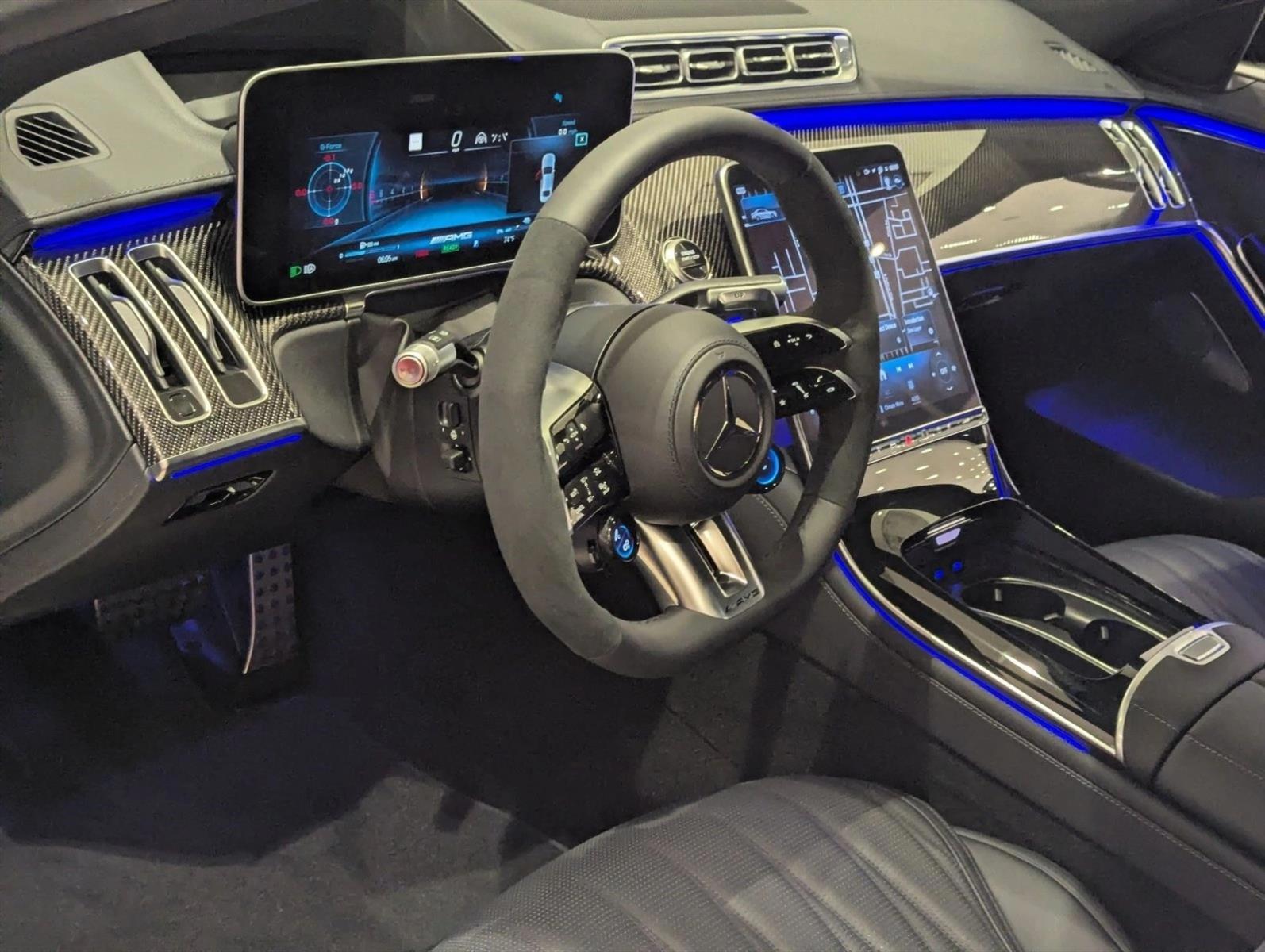 Thumbnail: 2025 Mercedes-Benz S-Class - 2