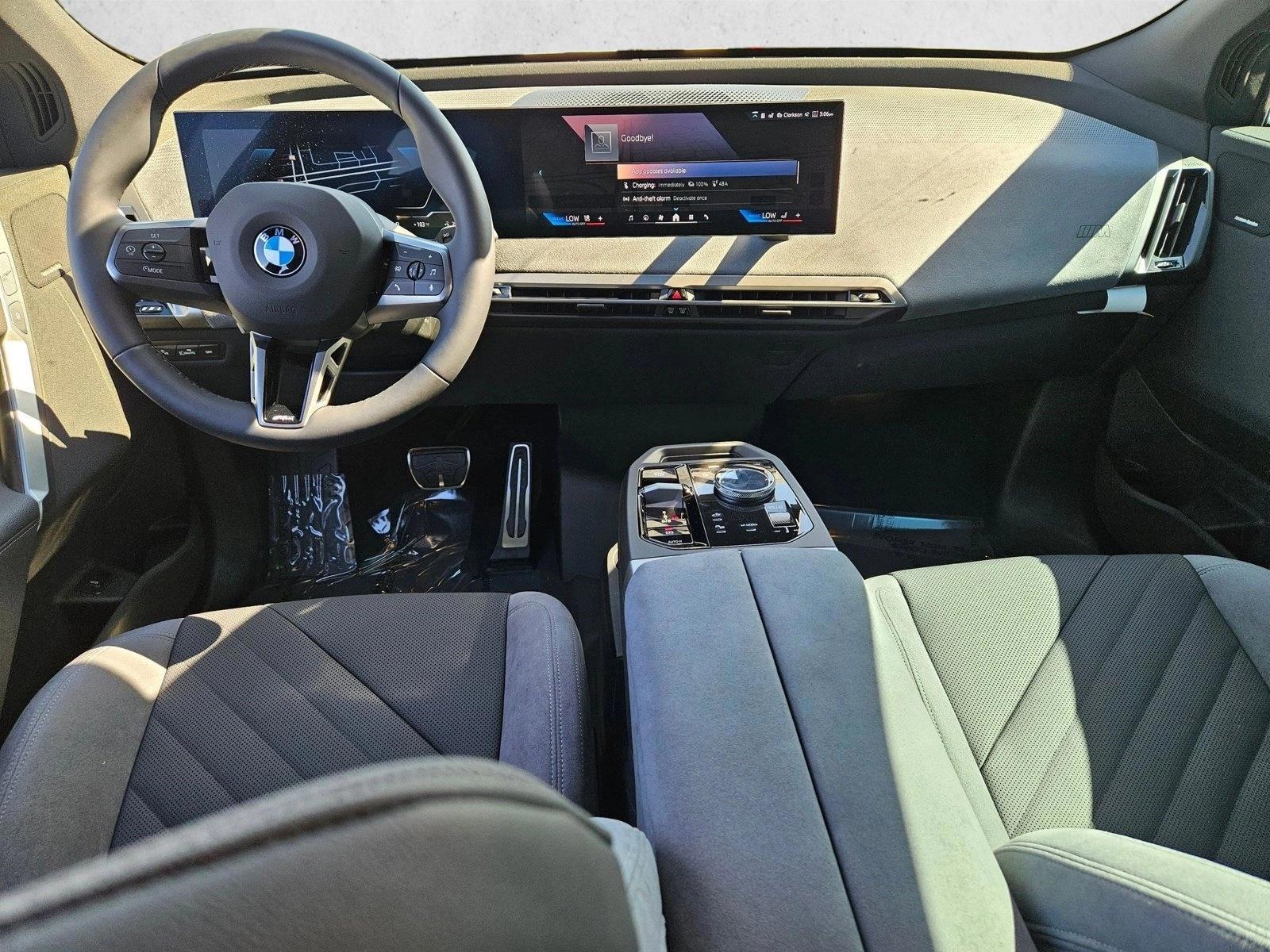 Thumbnail: 2026 BMW iX - 3