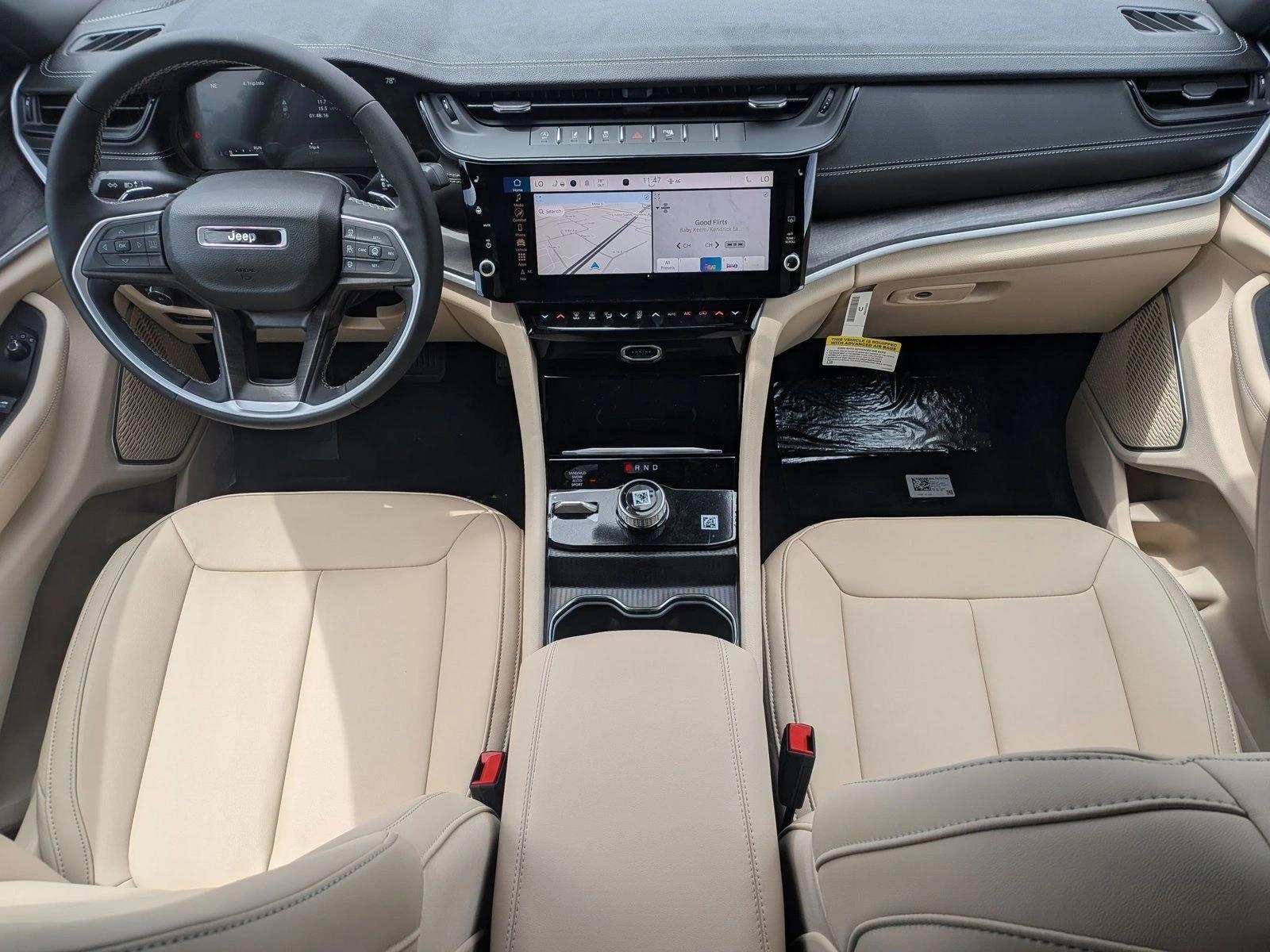 Thumbnail: 2026 Jeep Grand Cherokee - 3