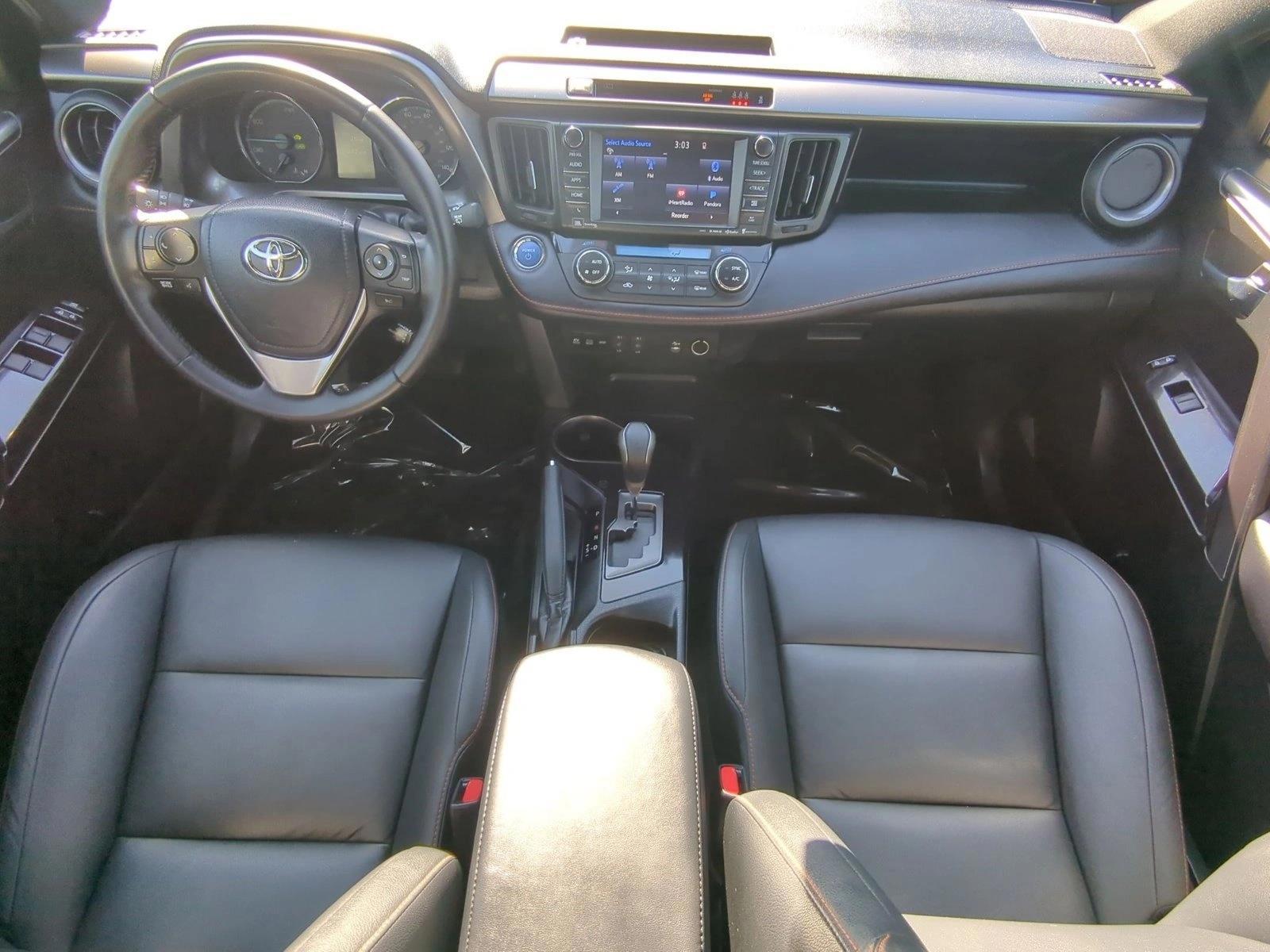 Thumbnail: 2018 Toyota RAV4 - 4