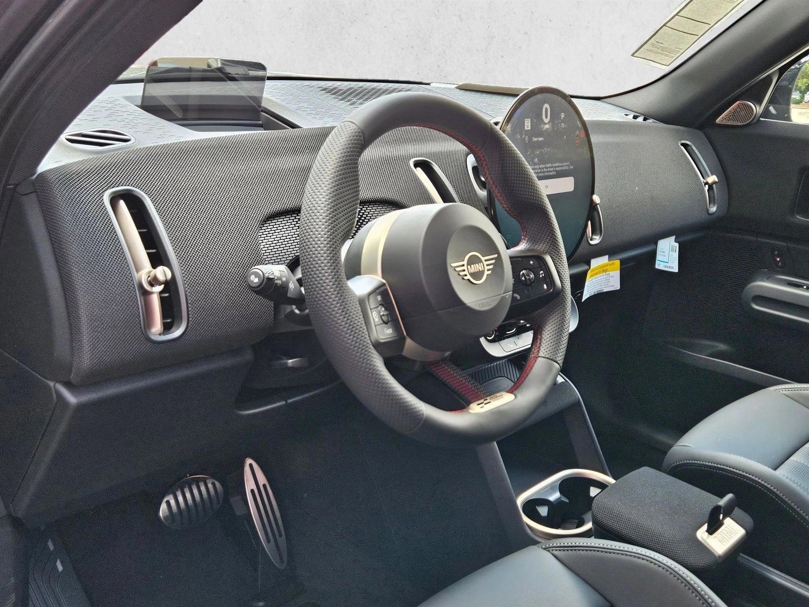Thumbnail: 2027 MINI Cooper Countryman - 3