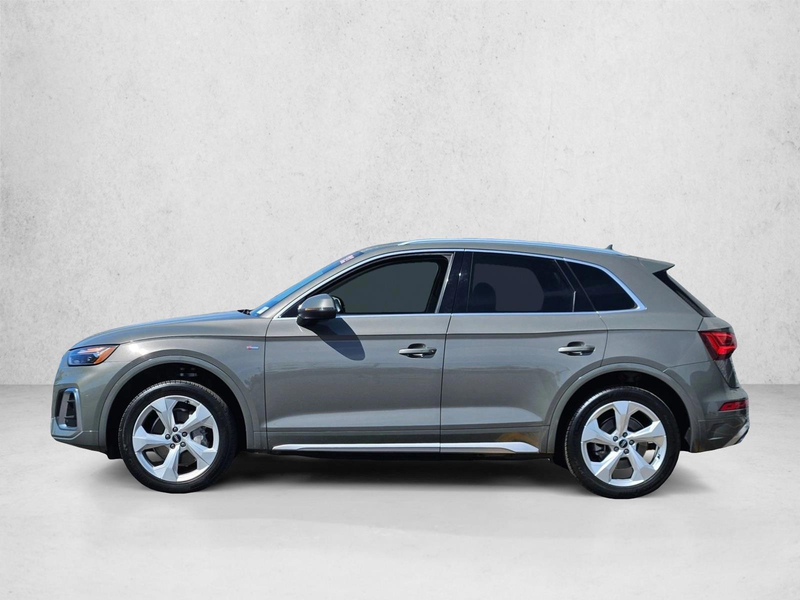 Thumbnail: 2023 Audi Q5 - 2