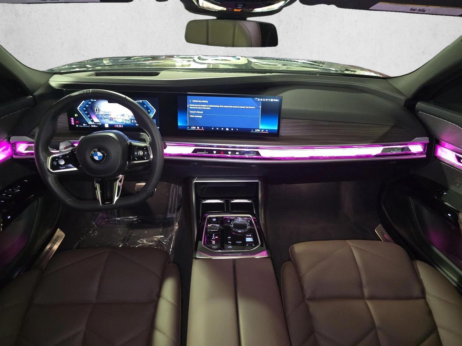Thumbnail: 2025 BMW 7 Series - 3