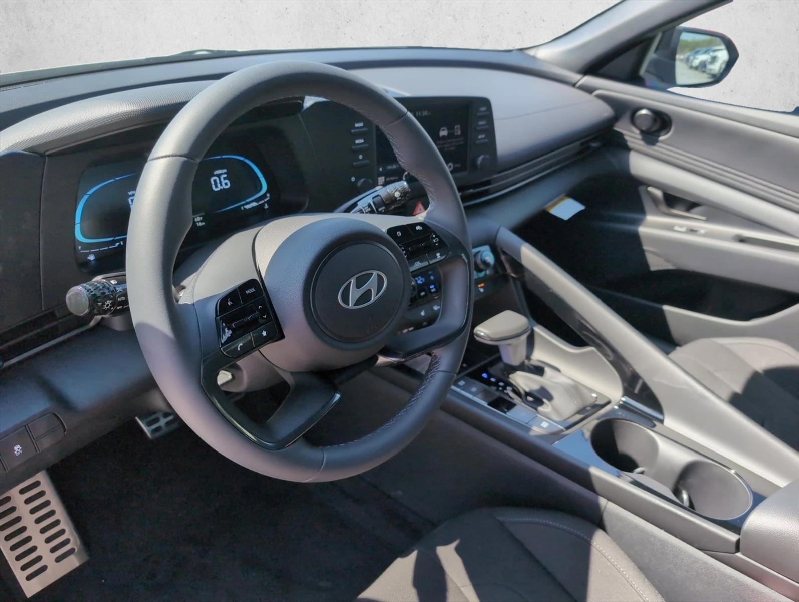 Thumbnail: 2026 Hyundai Elantra - 3