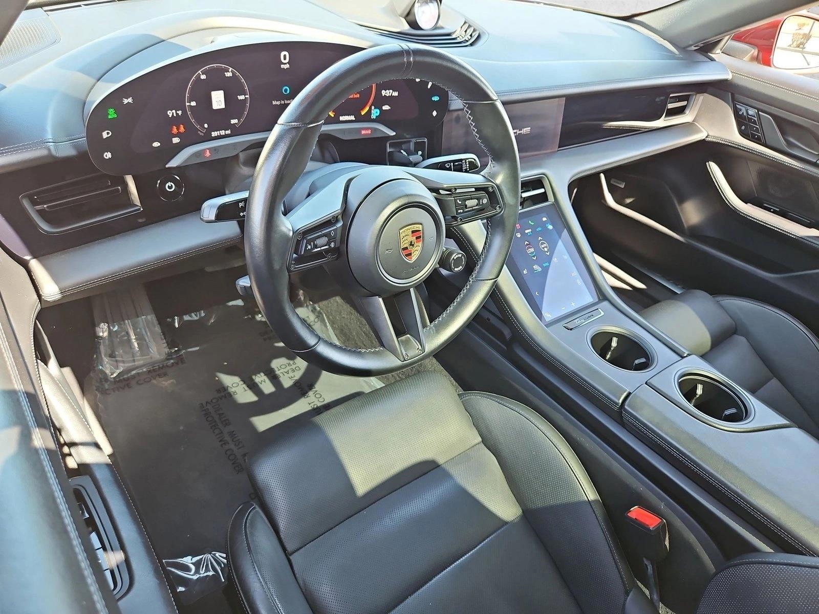 Thumbnail: 2021 Porsche Taycan - 3