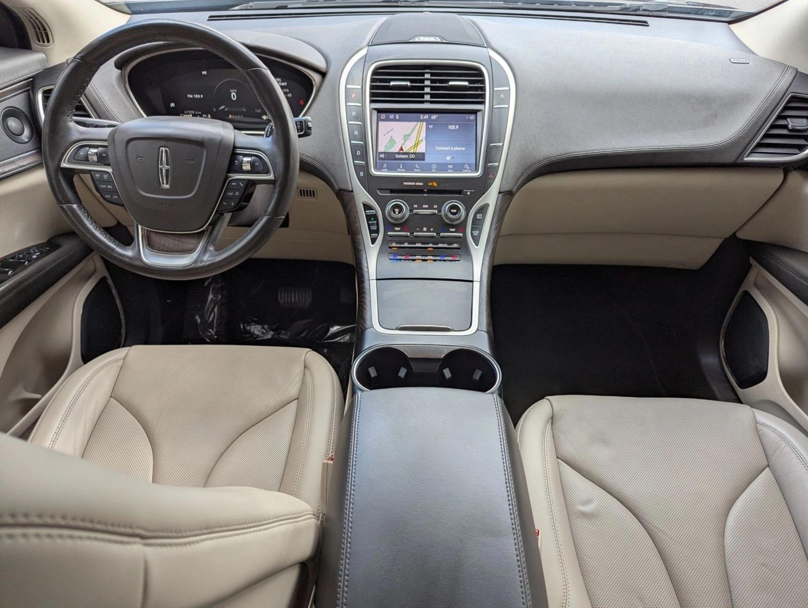 Thumbnail: 2019 Lincoln Nautilus - 3