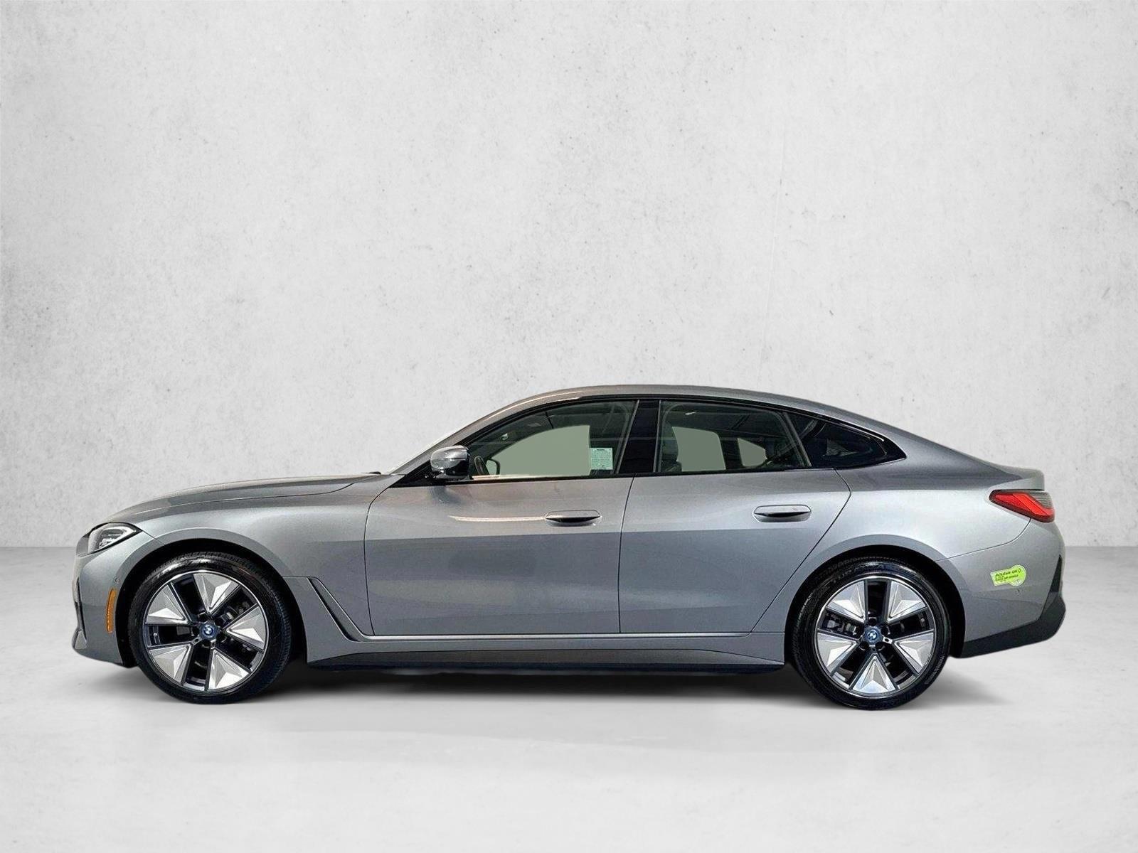 Thumbnail: 2023 BMW i4 - 2