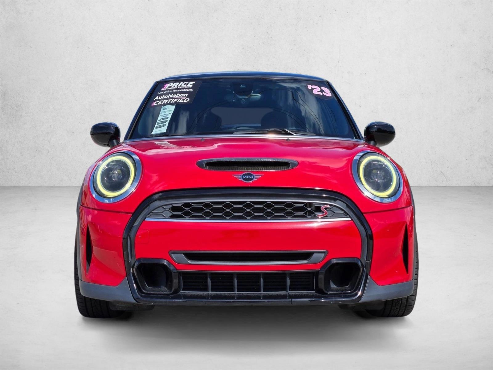 2023 MINI 3 Door S - Photo 2