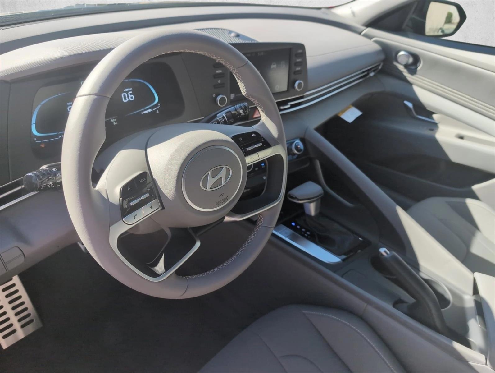 Thumbnail: 2026 Hyundai Elantra - 3