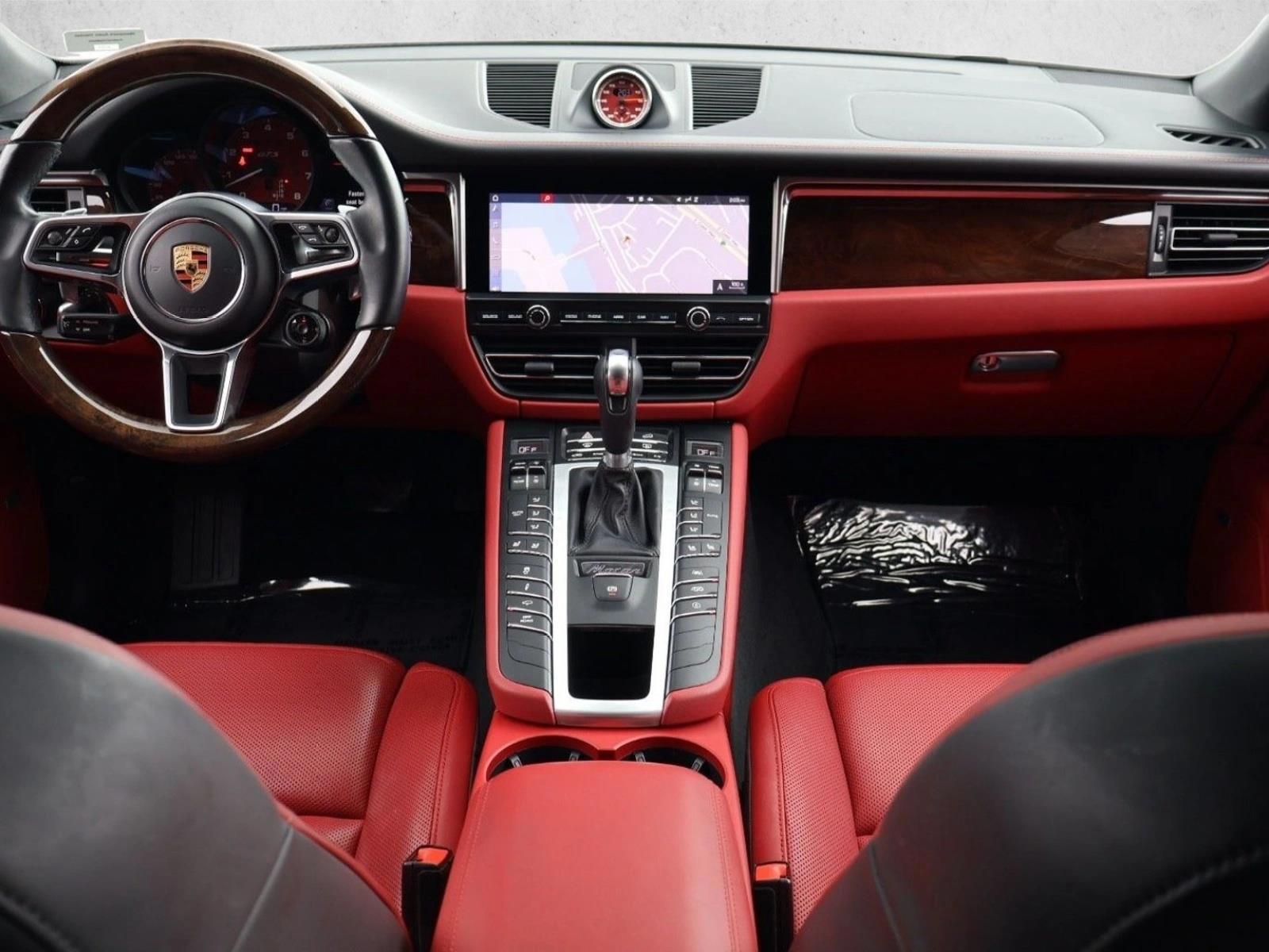 Thumbnail: 2020 Porsche Macan - 4